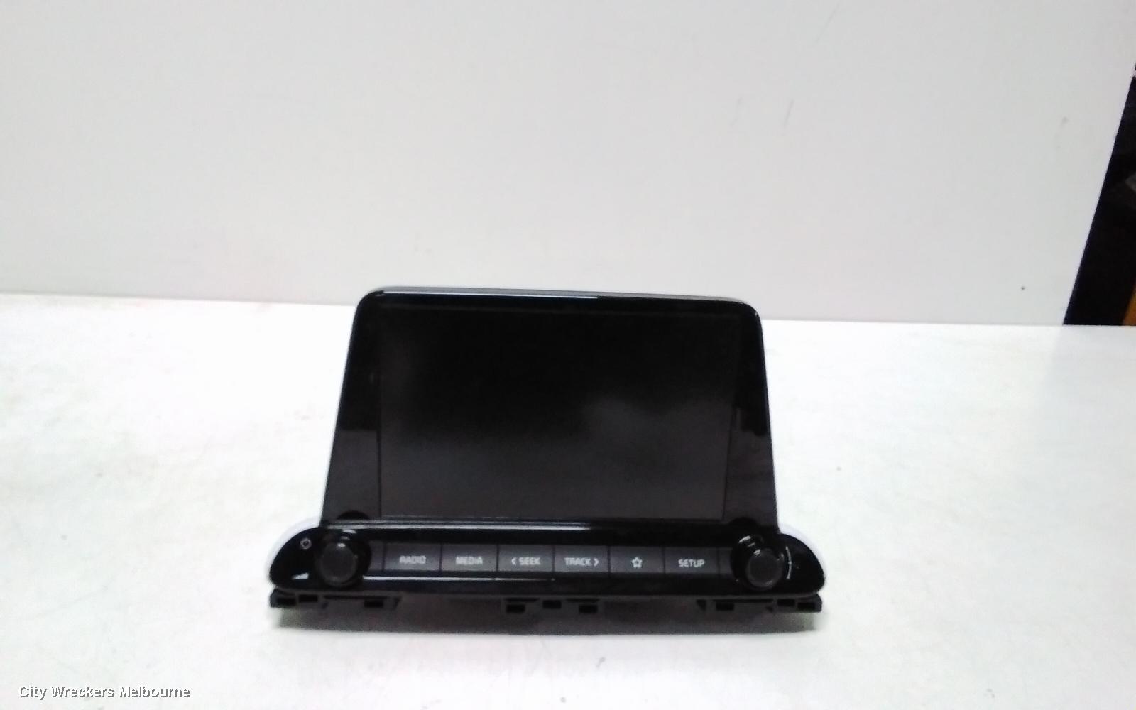 KIA CERATO RADIO/CD/DVD/SAT/TV, HEAD UNIT & TOUCHSCREEN, 8IN, W/WIRELESS SMARTPHONE INTEGRATION, BD, 04/2021 ONWARDS