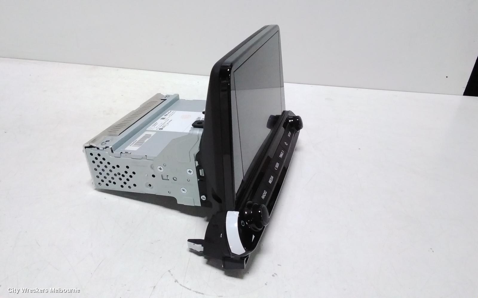 KIA CERATO RADIO/CD/DVD/SAT/TV, HEAD UNIT & TOUCHSCREEN, 8IN, W/WIRELESS SMARTPHONE INTEGRATION, BD, 04/2021 ONWARDS