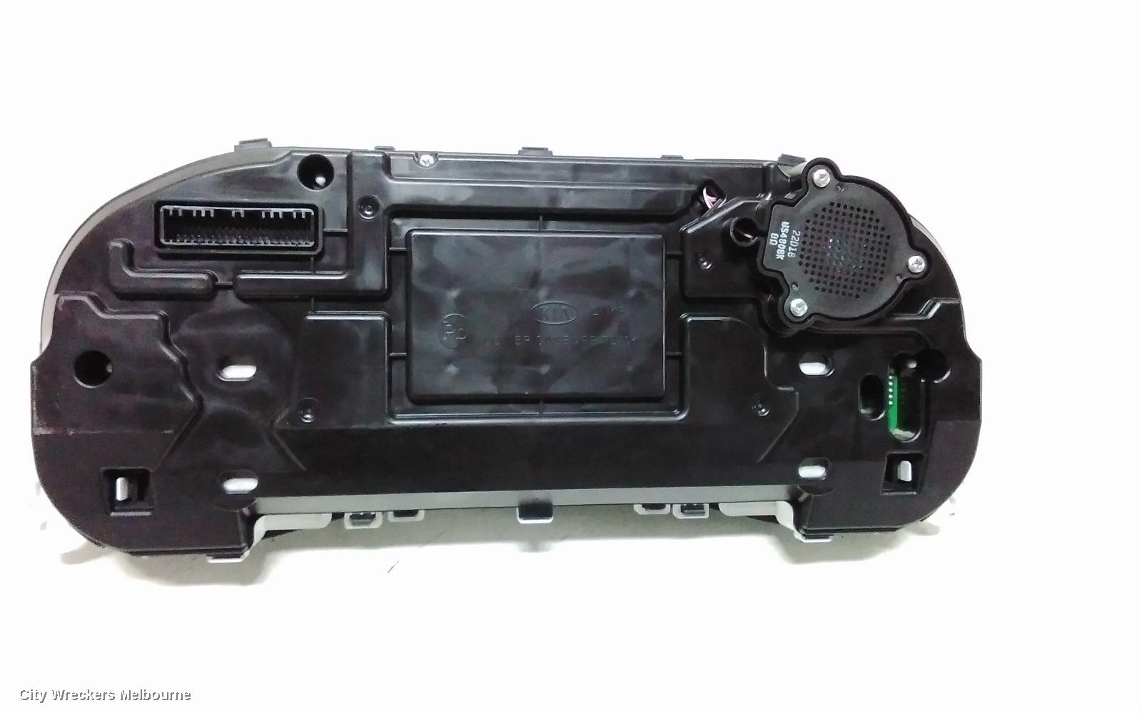 KIA CERATO INSTRUMENT CLUSTER, PETROL, AUTO T/M, BD, 04/2021 ONWARDS