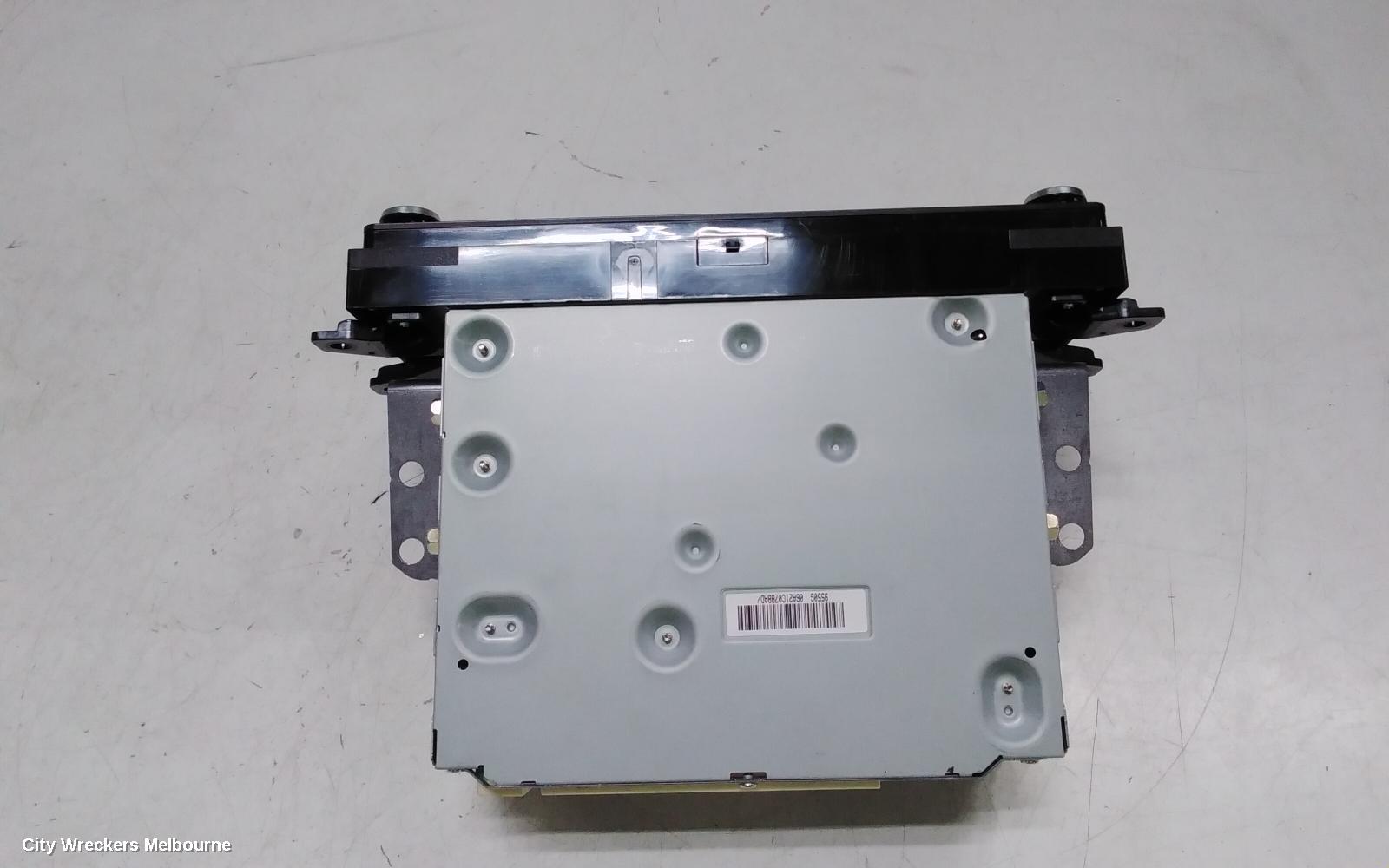 TOYOTA KLUGER RADIO/CD/DVD/SAT/TV, HEAD UNIT, W/ DISPLAY UNIT, 8IN TOUCHSCREEN, W/ SAT NAV TYPE, XU70 SERIES, 03/2021 - 07/2022