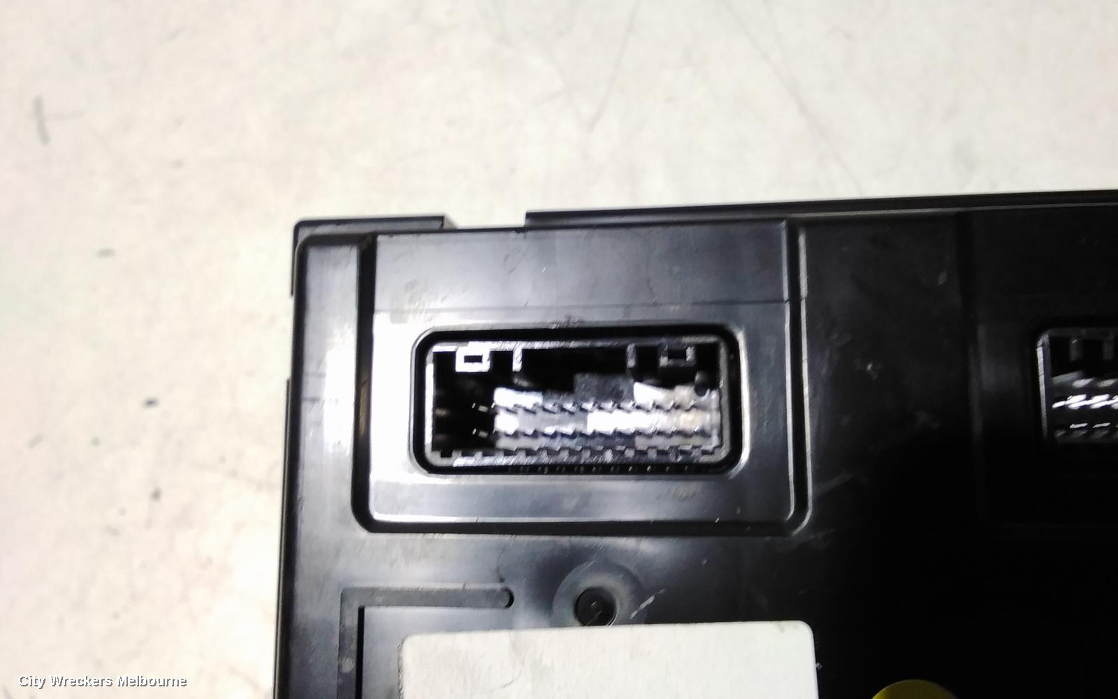 KIA STINGER, CK, 06/2017 - 04/2023, HEATER FAN CONTROL MODULE / P/N 97255-J5800: 107880