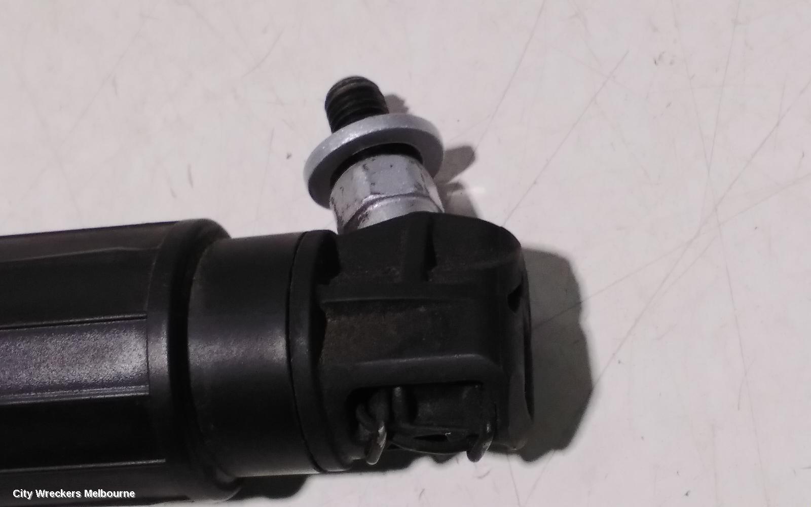 KIA STINGER HATCH STRUT, CK, 06/2017 - 04/2023