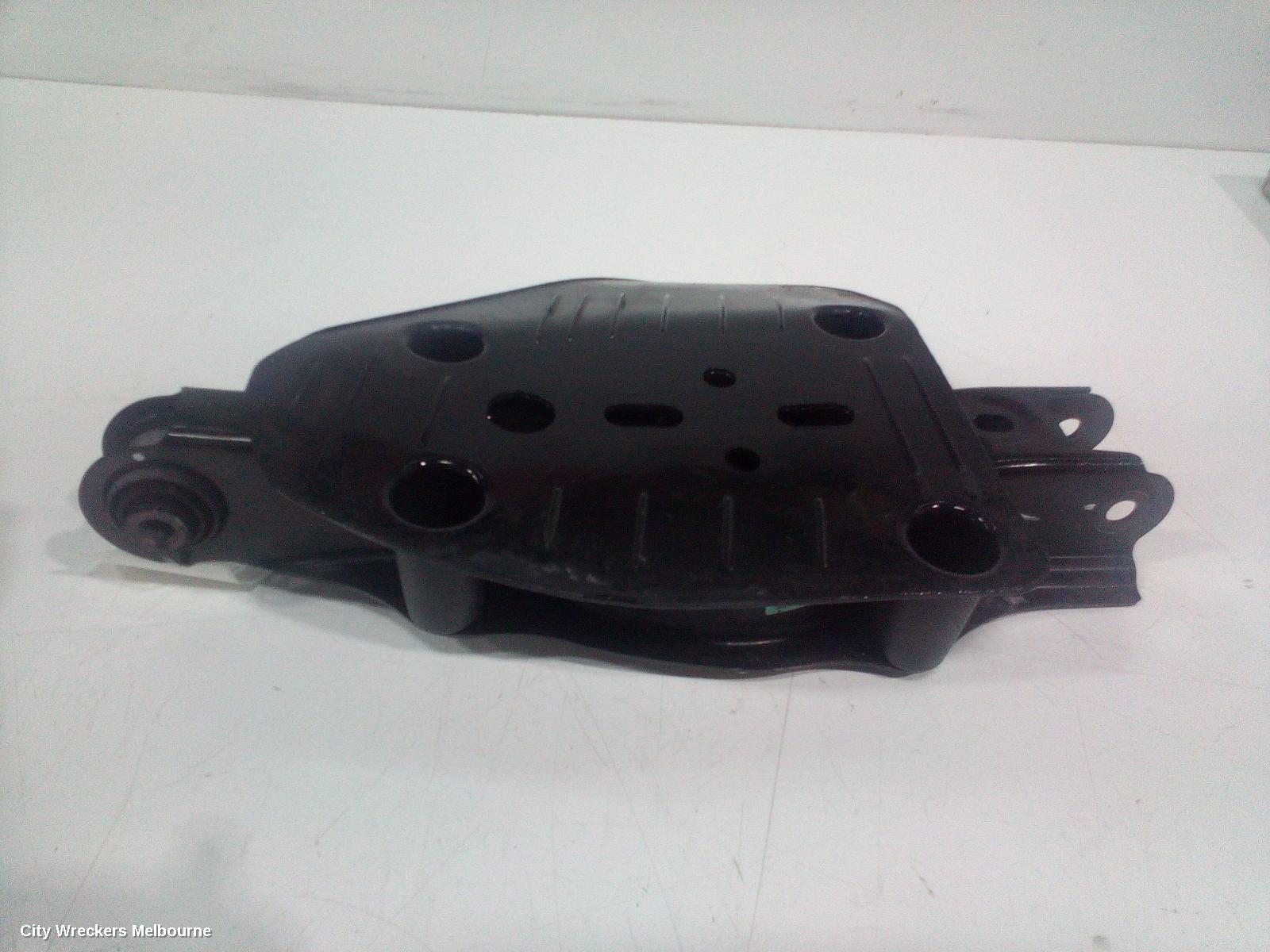 KIA STINGER LEFT REAR TRAILING ARM, LOWER CONTROL ARM-REAR, CK, 06/2017 - 04/2023
