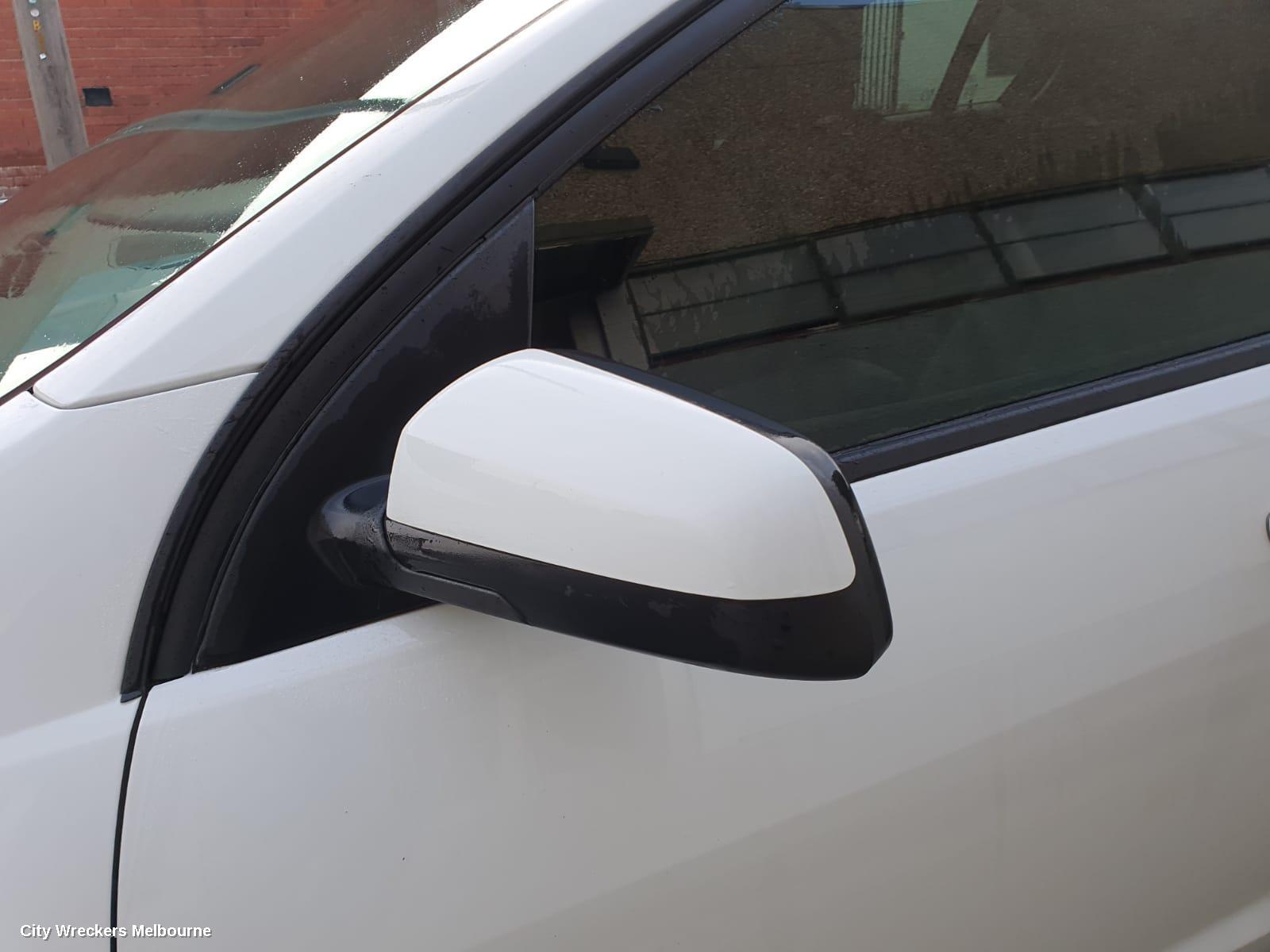 HOLDEN COMMODORE LEFT TAILLIGHT, VF, SEDAN, CLEAR TYPE, EVOKE/SV6/SS/INTERNATIONAL, 05/2013 - 12/2017