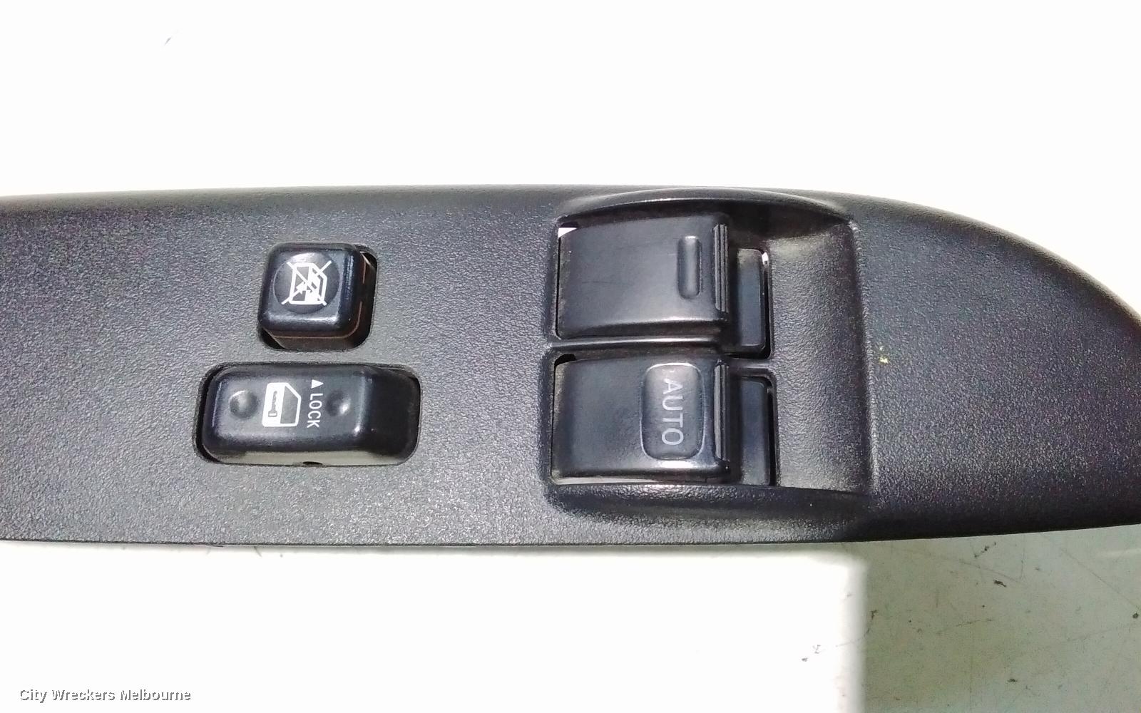 TOYOTA HIACE PWR DR WIND SWITCH, RH FRONT (MASTER SWITCH), TRH/KDH, 03/2014 - 04/2019