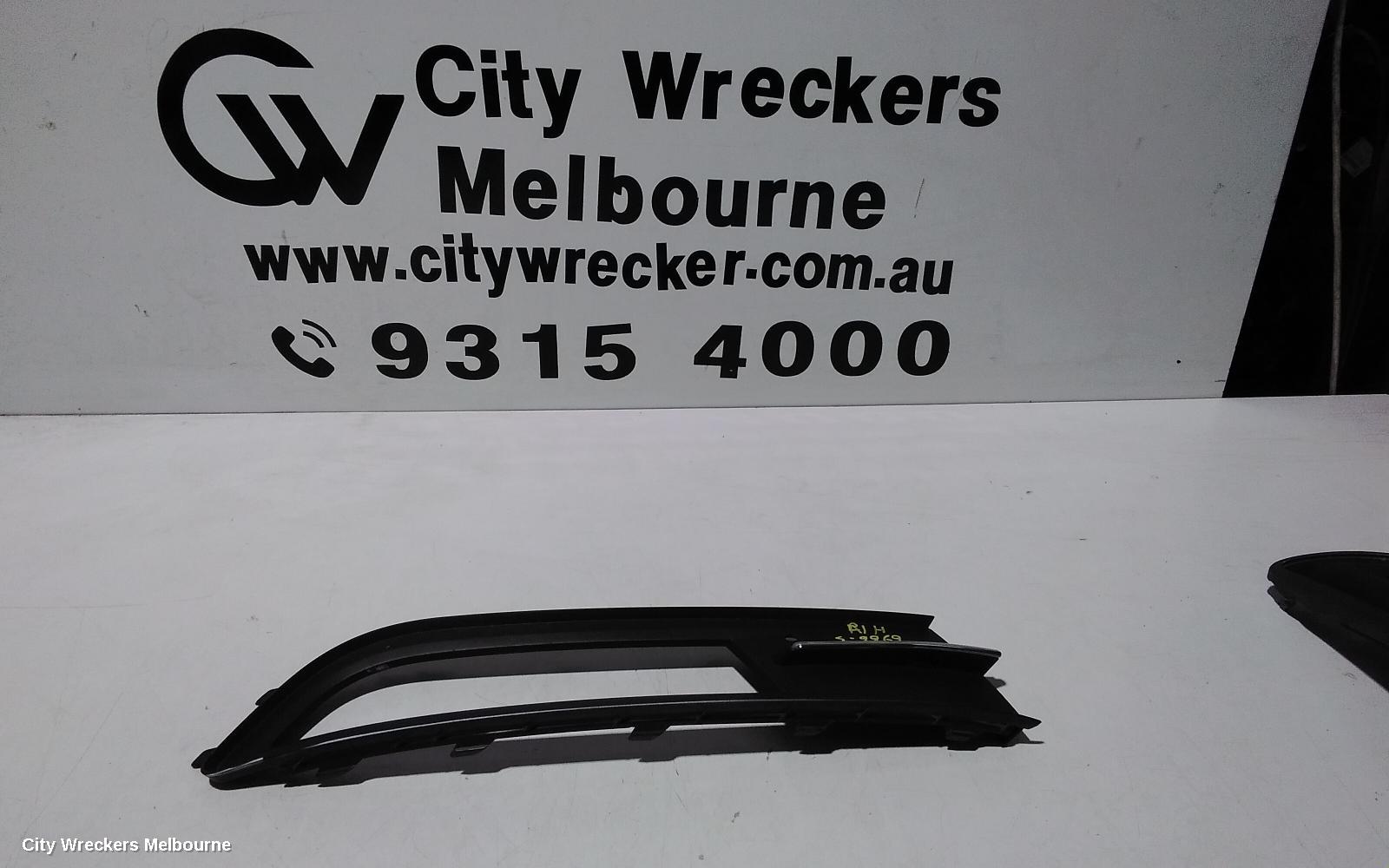 VOLKSWAGEN PASSAT RIGHT INDICATOR/FOG/SIDE, B8/MK7, BUMPER FOGLAMP, STANDARD TYPE, 06/2015 - 10/2019