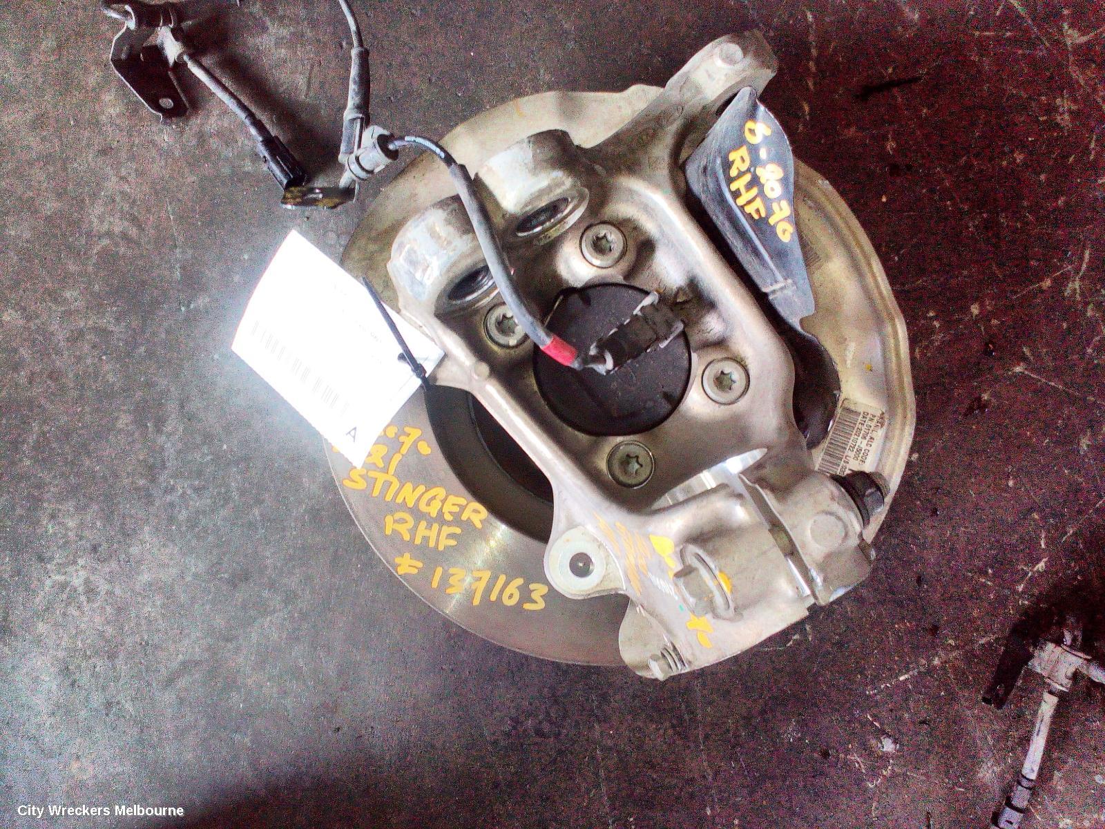 KIA STINGER RIGHT FRONT HUB ASSEMBLY, CK, NON ADAPTIVE SUSPENSION TYPE, 06/2017 - 04/2023