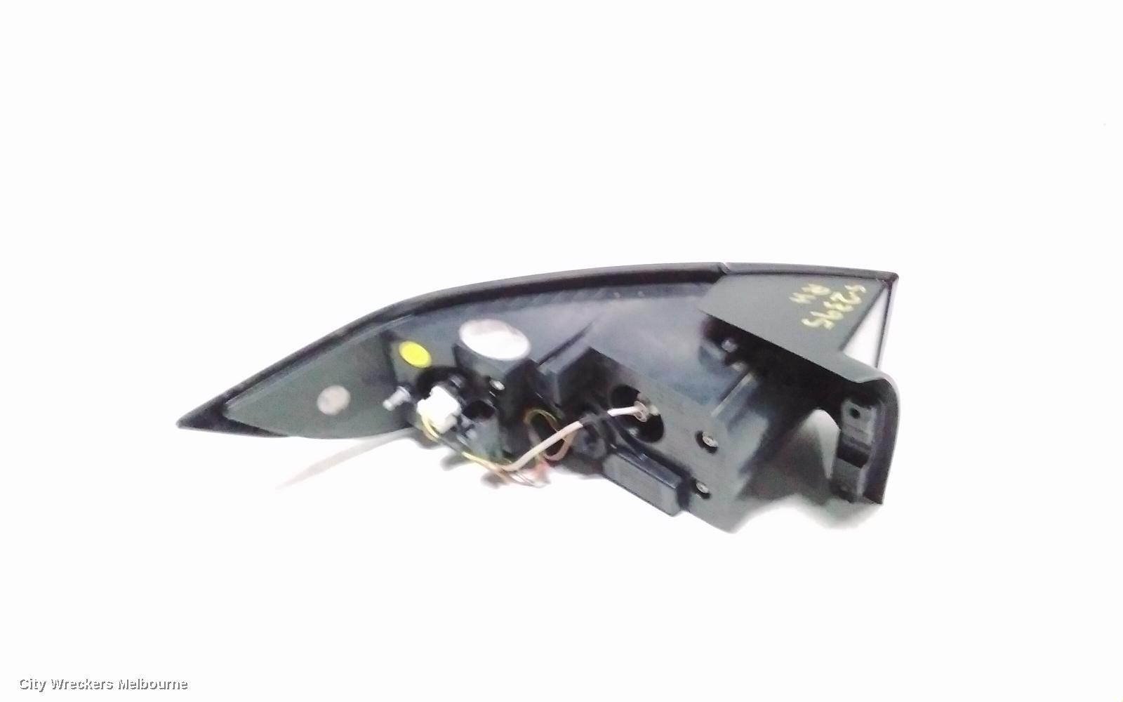 LAND ROVER RANGEROVER EVOQUE RIGHT TAILLIGHT, IN BODY, L538, RED/CLEAR TYPE, 11/2011 - 06/2015