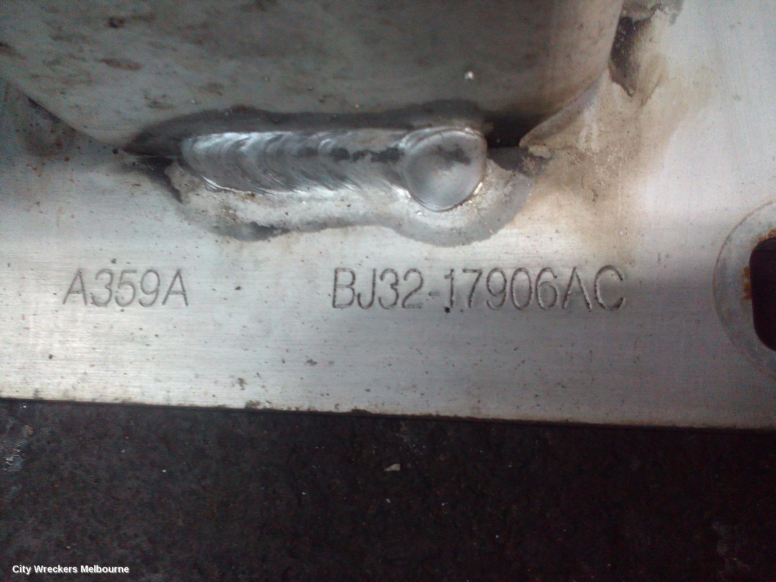 LAND ROVER RANGEROVER EVOQUE R/BAR BRACKET/REINFO, L538, 11/2011 - 01/2019