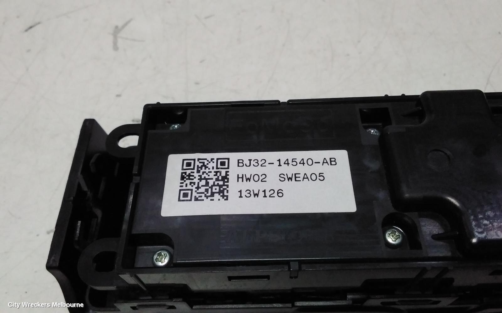 LAND ROVER RANGEROVER EVOQUE PWR DR WIND SWITCH, RH FRONT (MASTER SWITCH), L538, 5DR WAGON, 11/2011 - 01/2019