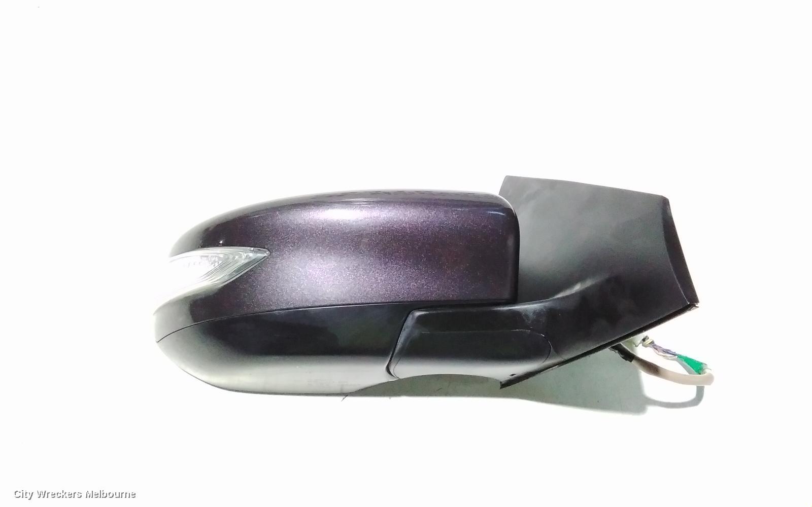 NISSAN PULSAR RIGHT DOOR MIRROR, B17, SEDAN, MANUAL FOLD TYPE, 12/2012 - 12/2017