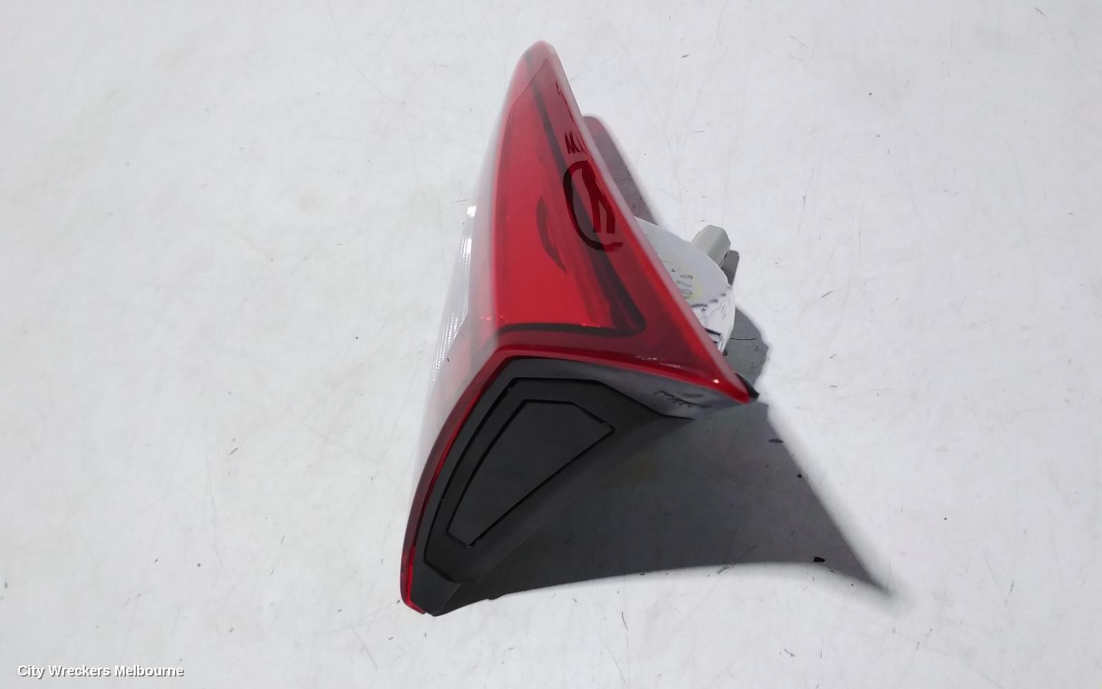 MAZDA 2 REAR GARNISH, TAILGATE LAMP (RH SIDE), DJ, 09/2014 - 10/2019