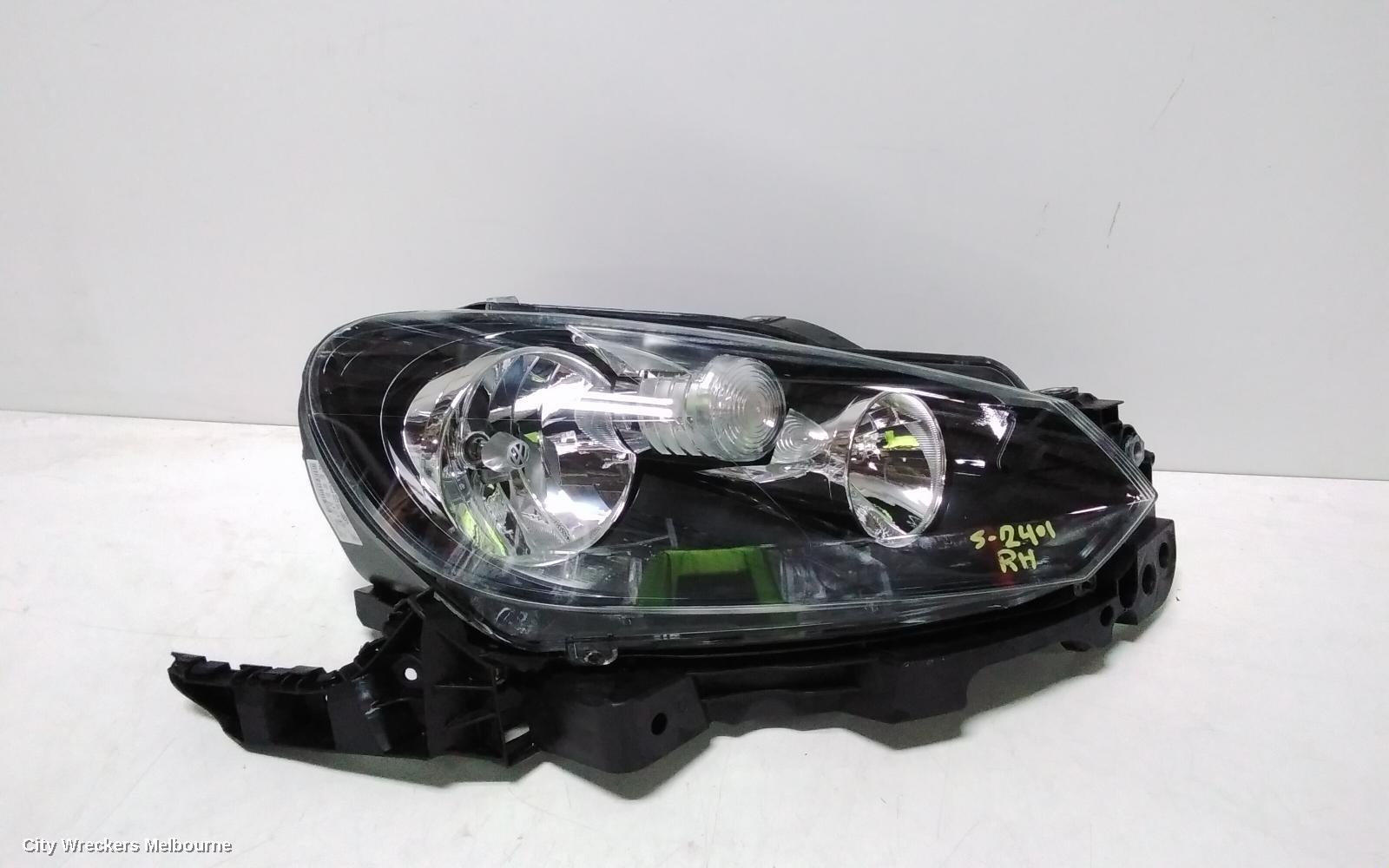 VOLKSWAGEN GOLF RIGHT HEADLAMP, GEN 6, CABRIO, HALOGEN TYPE, 07/2011 - 01/2016