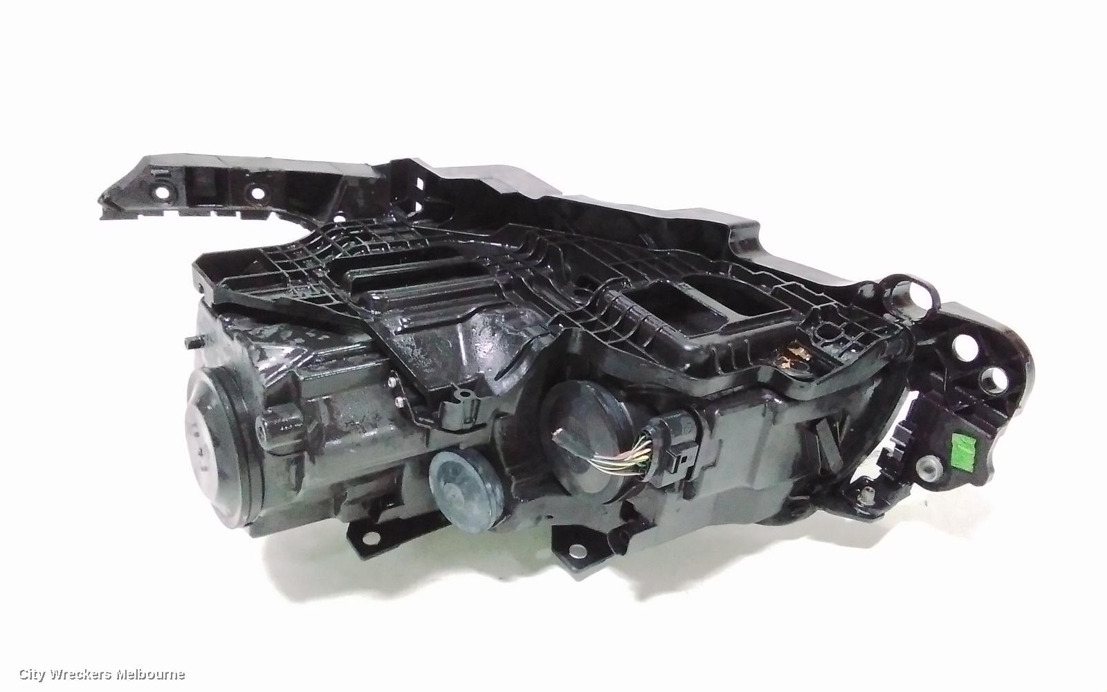 VOLKSWAGEN GOLF RIGHT HEADLAMP, GEN 6, CABRIO, HALOGEN TYPE, 07/2011 - 01/2016