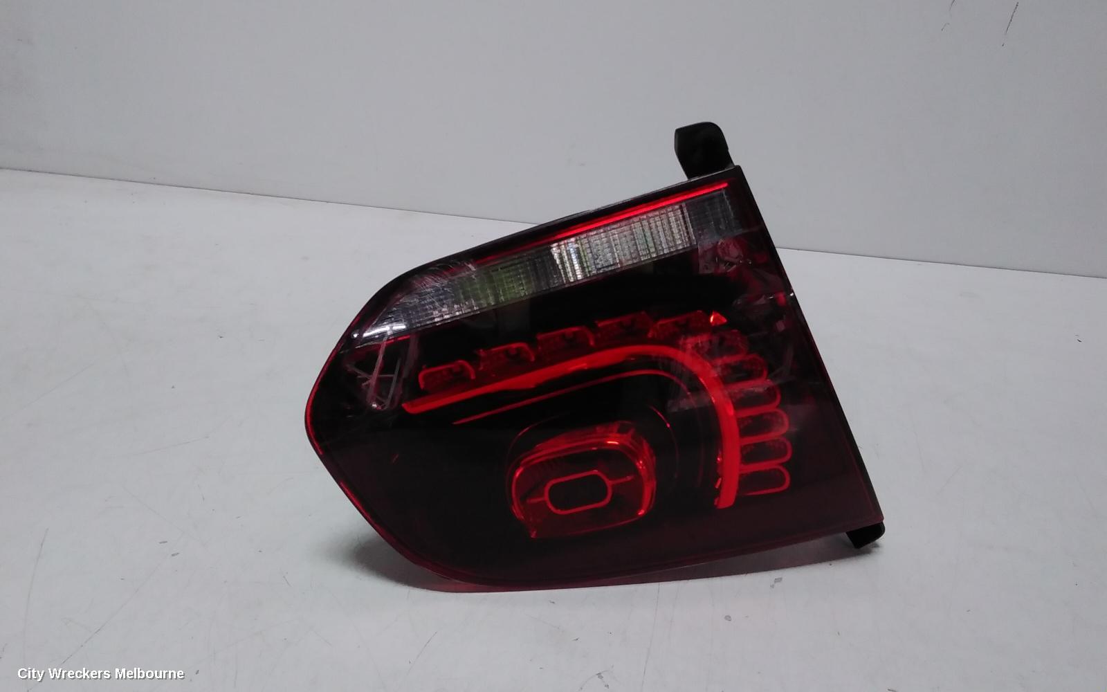 VOLKSWAGEN GOLF REAR GARNISH, BOOTLID LAMP (LH SIDE), GEN 6, 08/2011 ONWARDS