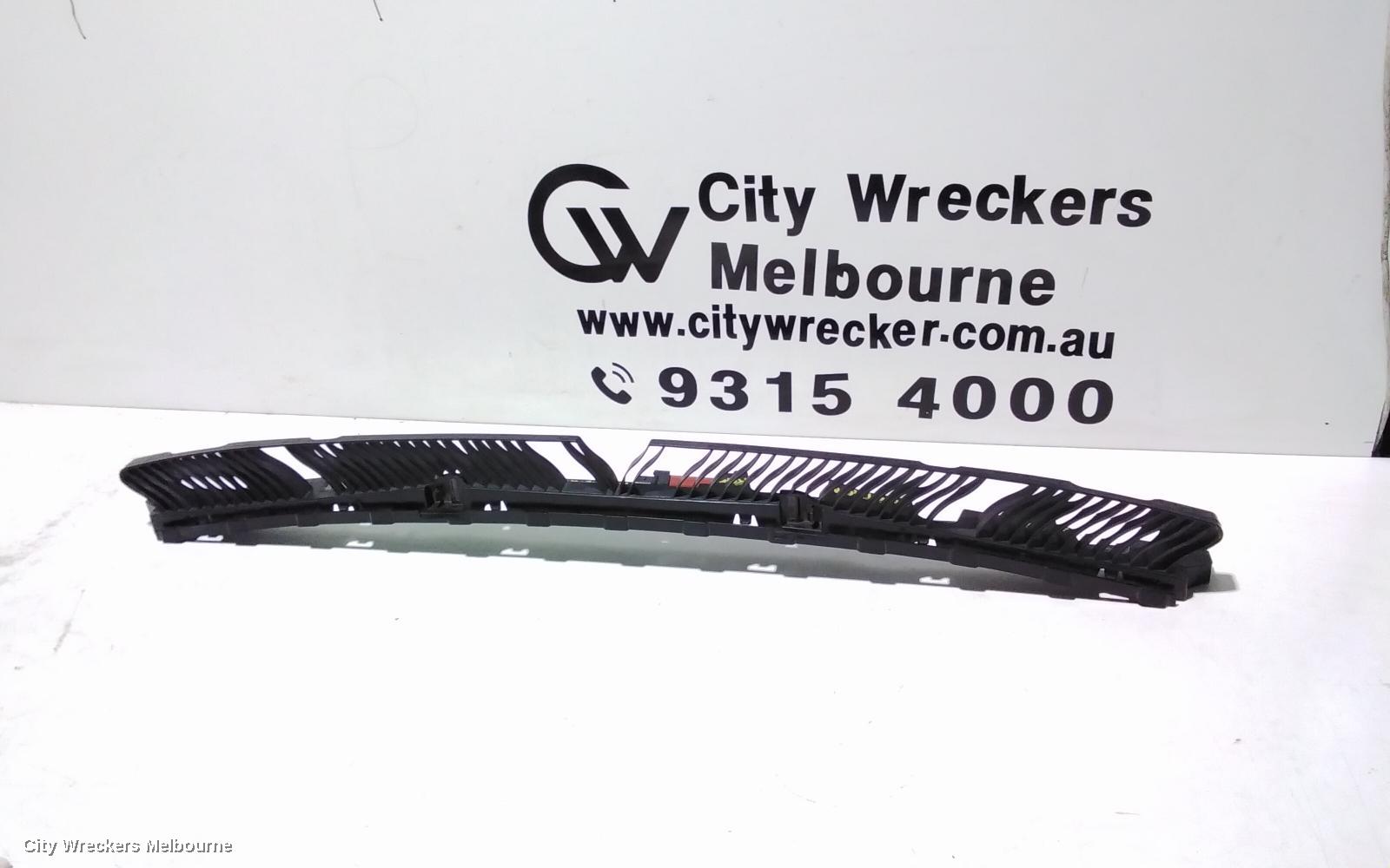 VOLKSWAGEN TIGUAN, 5NA, 06/2016 - 02/2024, REAR CENTRE BRAKET: 108157