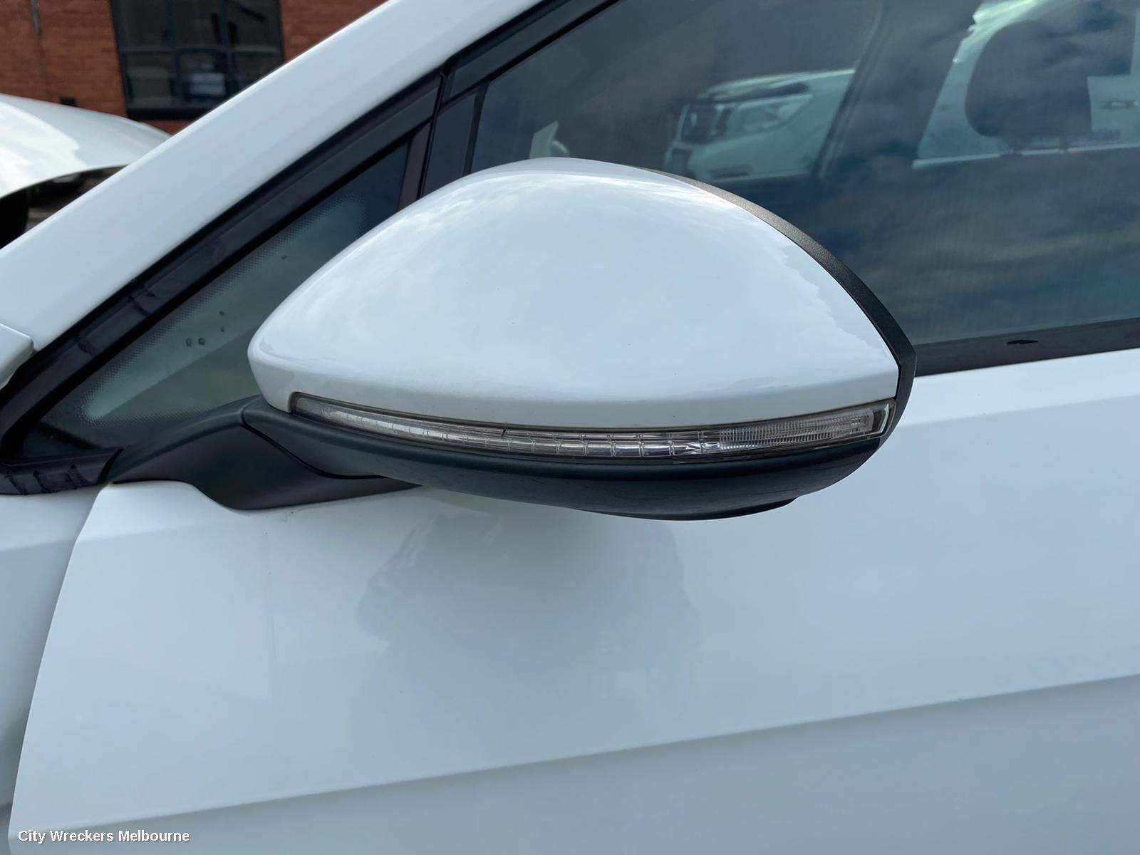 VOLKSWAGEN GOLF LEFT TAILLIGHT, GEN 7, HATCH, STANDARD, NON LED TYPE, 03/2013 - 03/2017