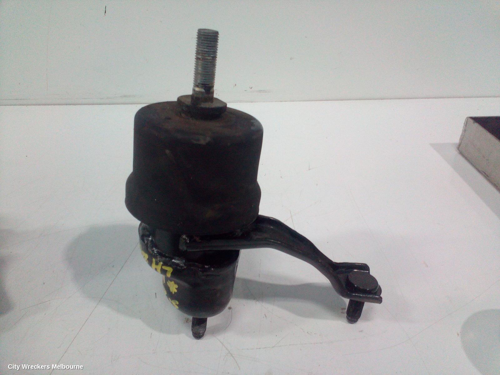 TOYOTA CAMRY MOUNT, XV50, 12/2011 - 05/2015
