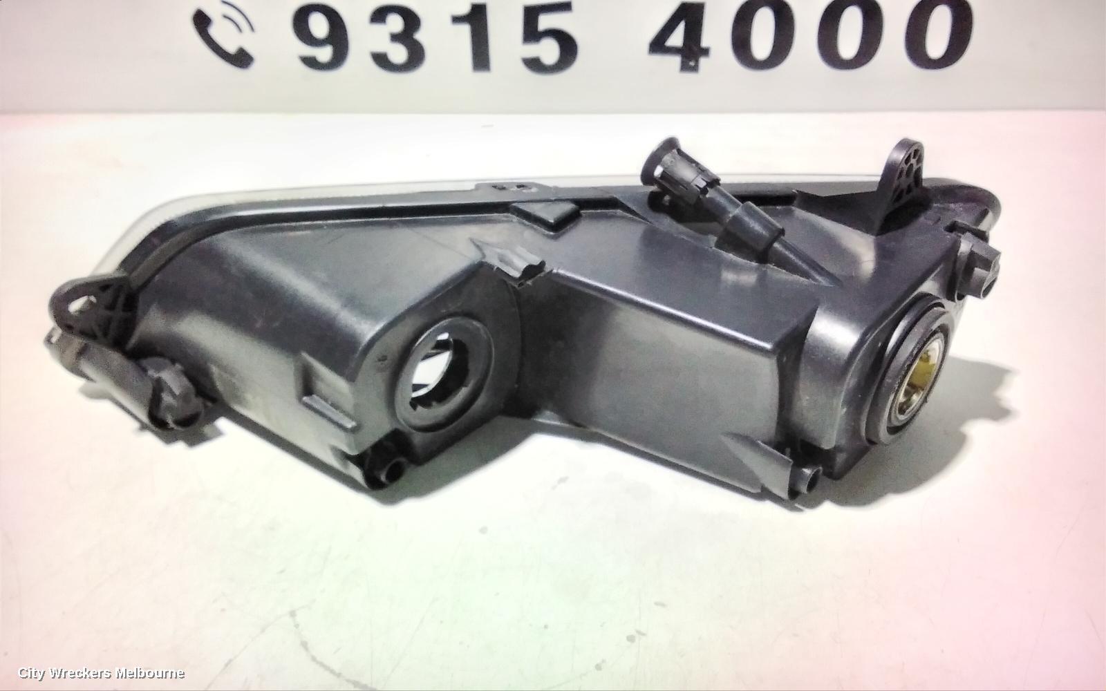 VOLKSWAGEN PASSAT LEFT INDICATOR/FOG/SIDE, BUMPER FOGLAMP, 3C/MK6 B7, SEDAN/WAGON/ALLTRACK, W/ DAYTIME RUNNING LAMP, 09/2010 - 05/2015