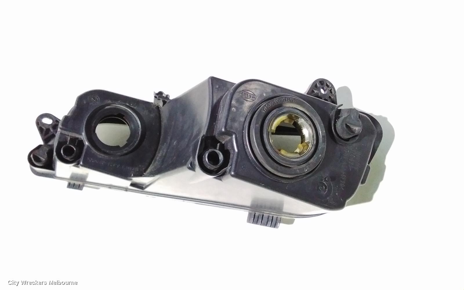 VOLKSWAGEN PASSAT LEFT INDICATOR/FOG/SIDE, BUMPER FOGLAMP, 3C/MK6 B7, SEDAN/WAGON/ALLTRACK, W/ DAYTIME RUNNING LAMP, 09/2010 - 05/2015