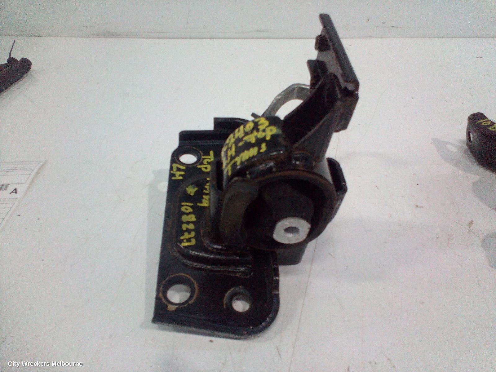 TOYOTA RAV4 MOUNT, XA40, 12/2012 - 12/2018