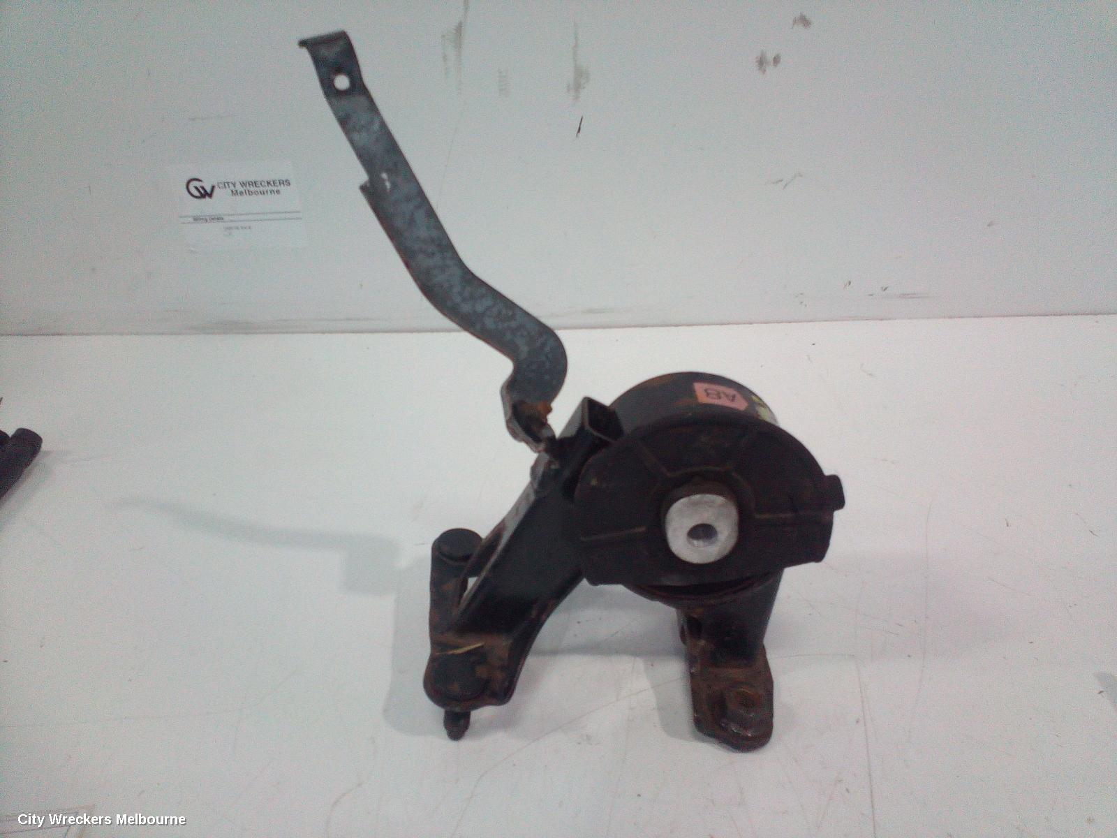 TOYOTA RAV4 MOUNT, XA40, 12/2012 - 12/2018