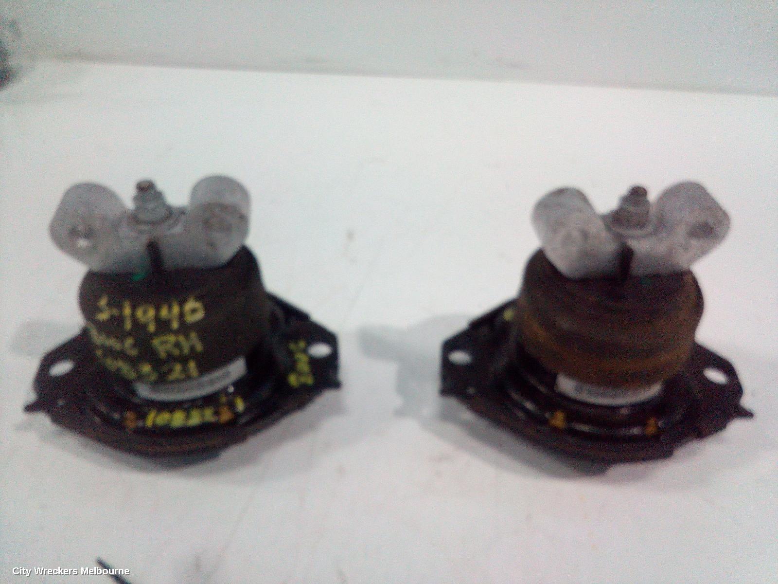 CHRYSLER 300C MOUNT, ENGINE MOUNT, PETROL, 3.6, LX, 05/2012 - 12/2021