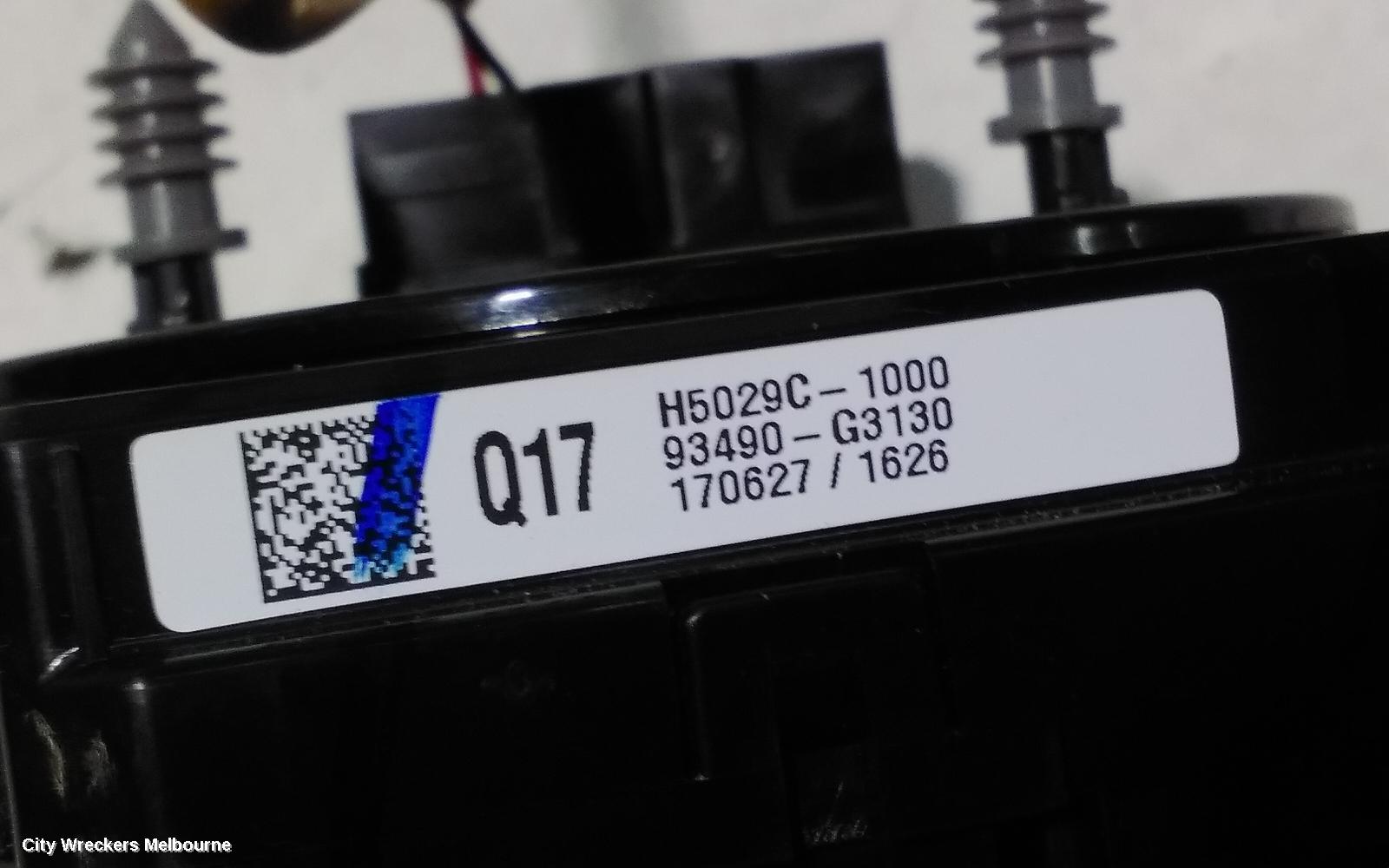 HYUNDAI I30 AIRBAG MODULE/SENSOR, CLOCKSPRING, PD, HATCH (S. KOREA VIN KMHH), 03/2017 ONWARDS