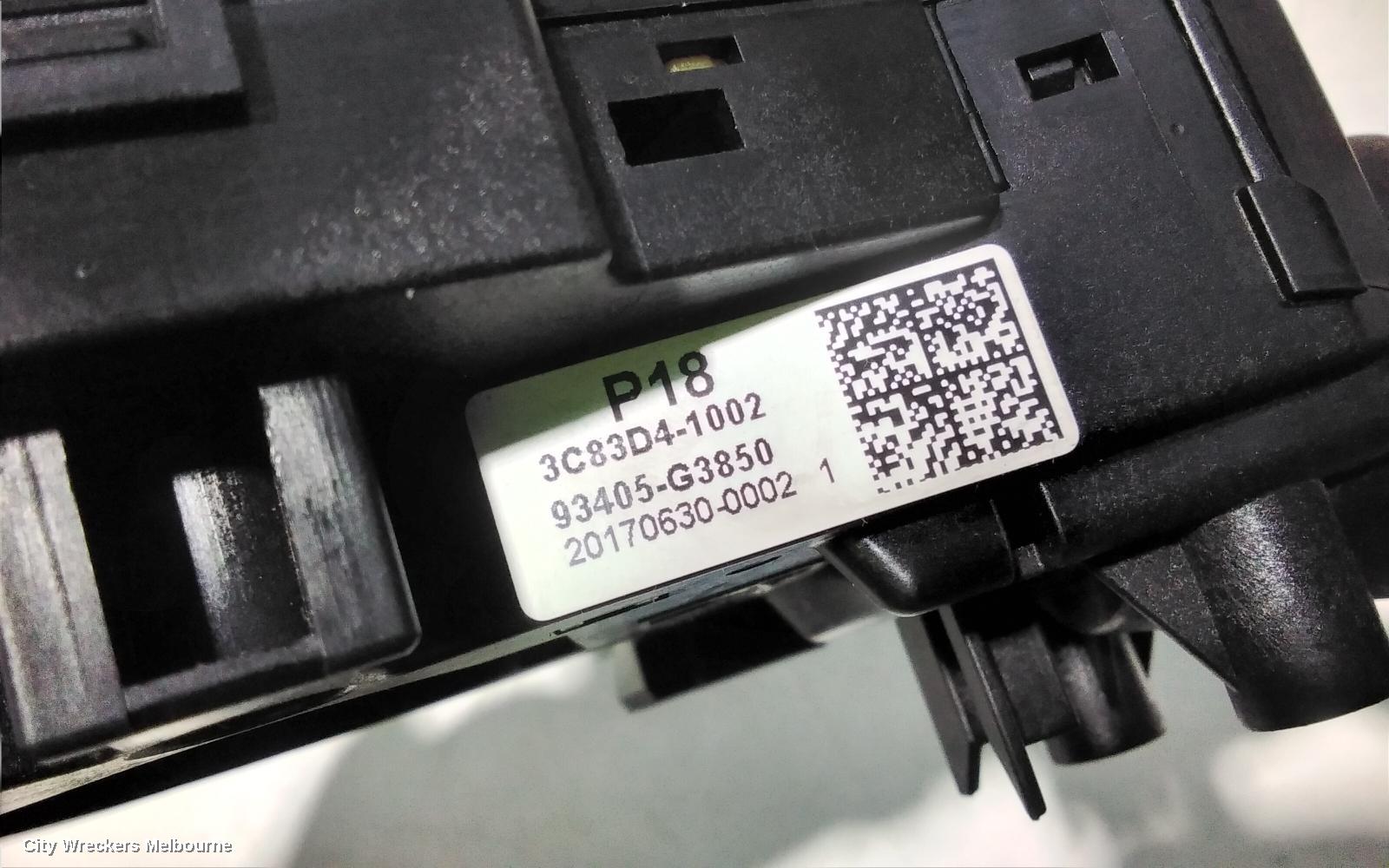 HYUNDAI I30 COMBINATION SWITCH, COMBINATION SWITCH ASSY, NON REAR FOGLAMP TYPE, PD, HATCH (S. KOREA VIN KMHH), 03/2017 ONWARDS