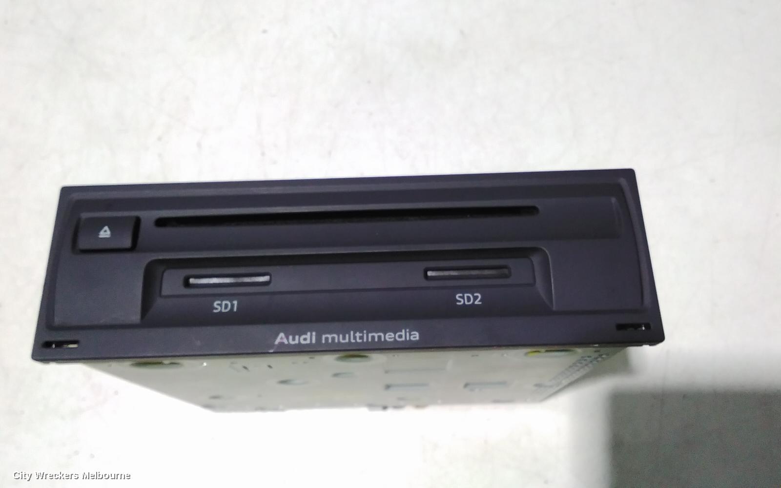 AUDI A3 RADIO/CD/DVD/SAT/TV, MULTIMEDIA 2X SD (IN GLOVEBOX), P/N 8V0035022A, 8V, 11/2015 - 10/2020