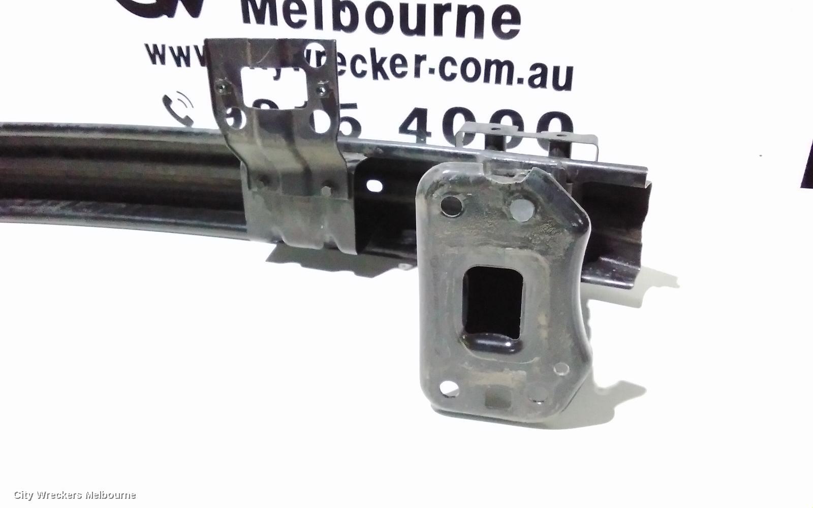 JEEP CHEROKEE F/BAR REINFORC/BRACK, MAIN REINFORCEMENT, KL, W/ TOW HOOKS, W ADAPTIVE CRUISE, 02/2014 - 03/2018