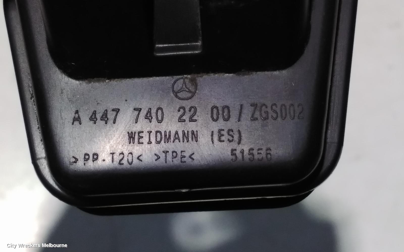 MERCEDES VITO REVERSE CAMERA, 447, REAR CAMERA, 03/2015 ONWARDS