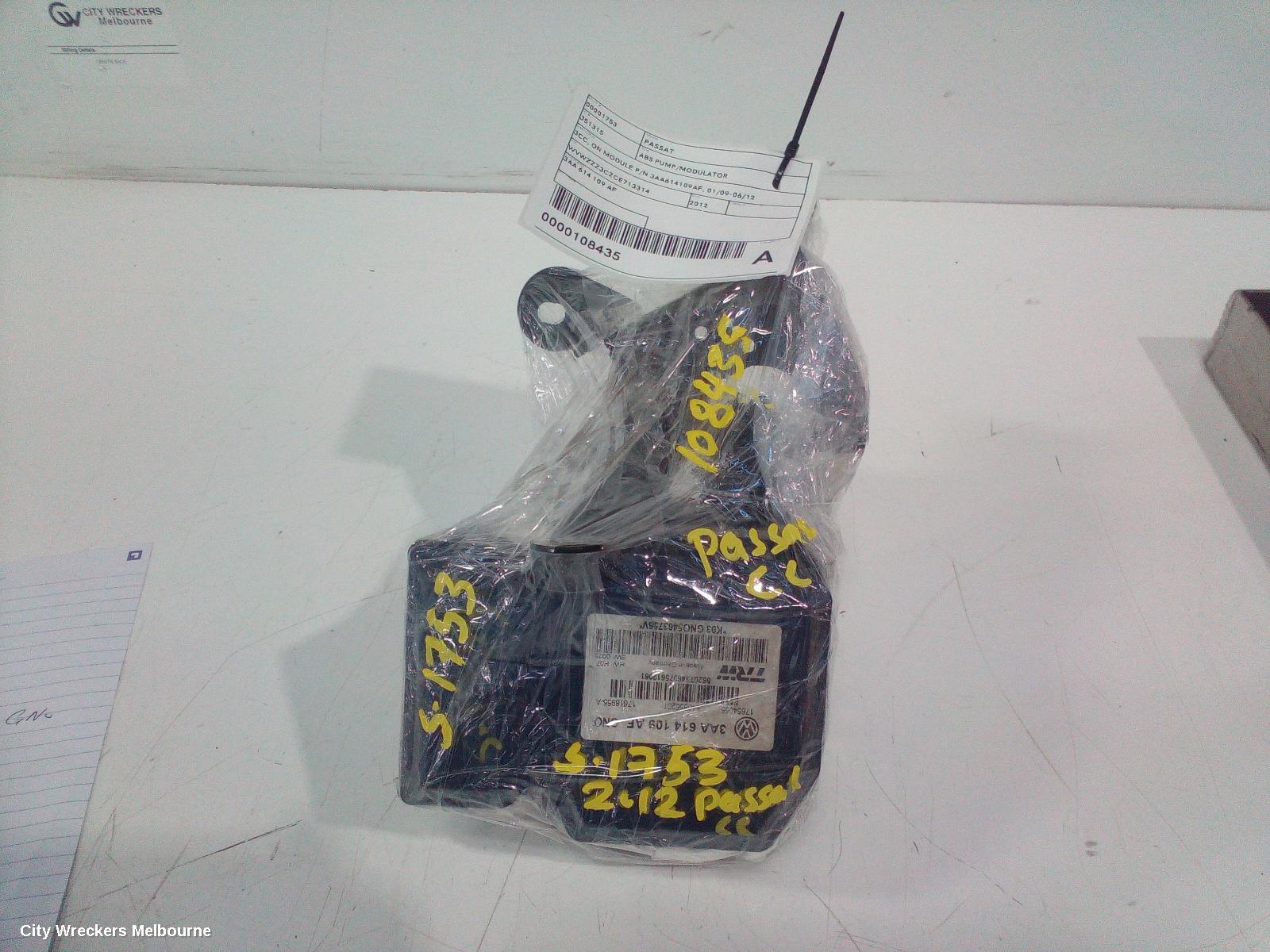VOLKSWAGEN PASSAT ABS PUMP/MODULATOR, 3CC, ON MODULE P/N 3AA614109AF, 01/2009 - 06/2012