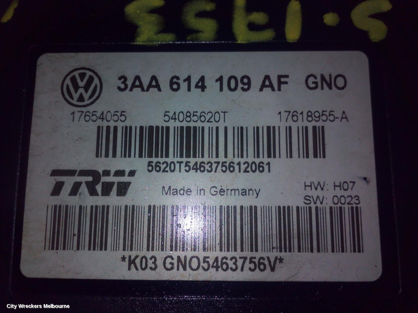 VOLKSWAGEN PASSAT ABS PUMP/MODULATOR, 3CC, ON MODULE P/N 3AA614109AF, 01/2009 - 06/2012