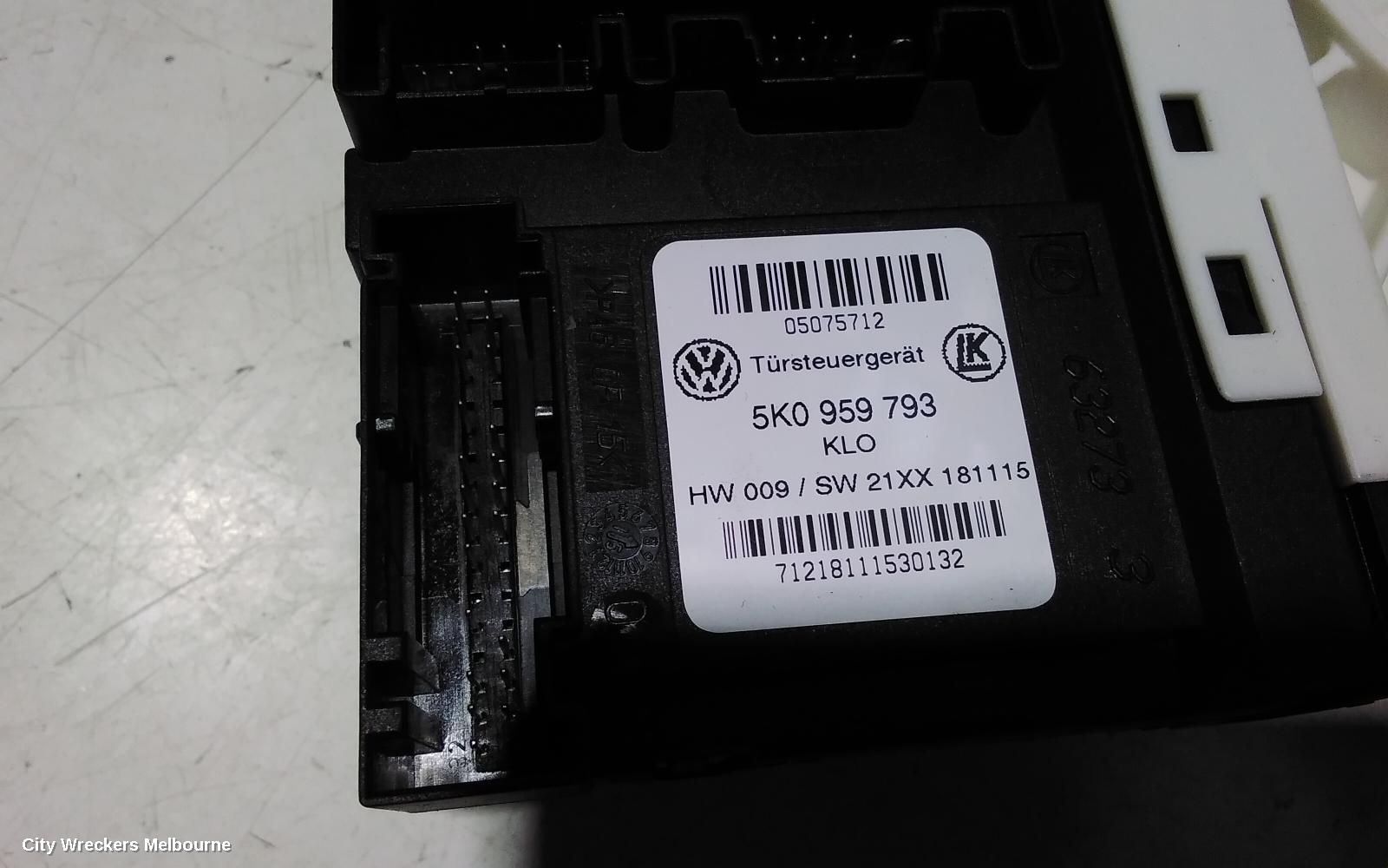 VOLKSWAGEN CADDY RIGHT FRONT WINDOW REG/MOTOR, 2KN, POWER, 12/2015 - 02/2021