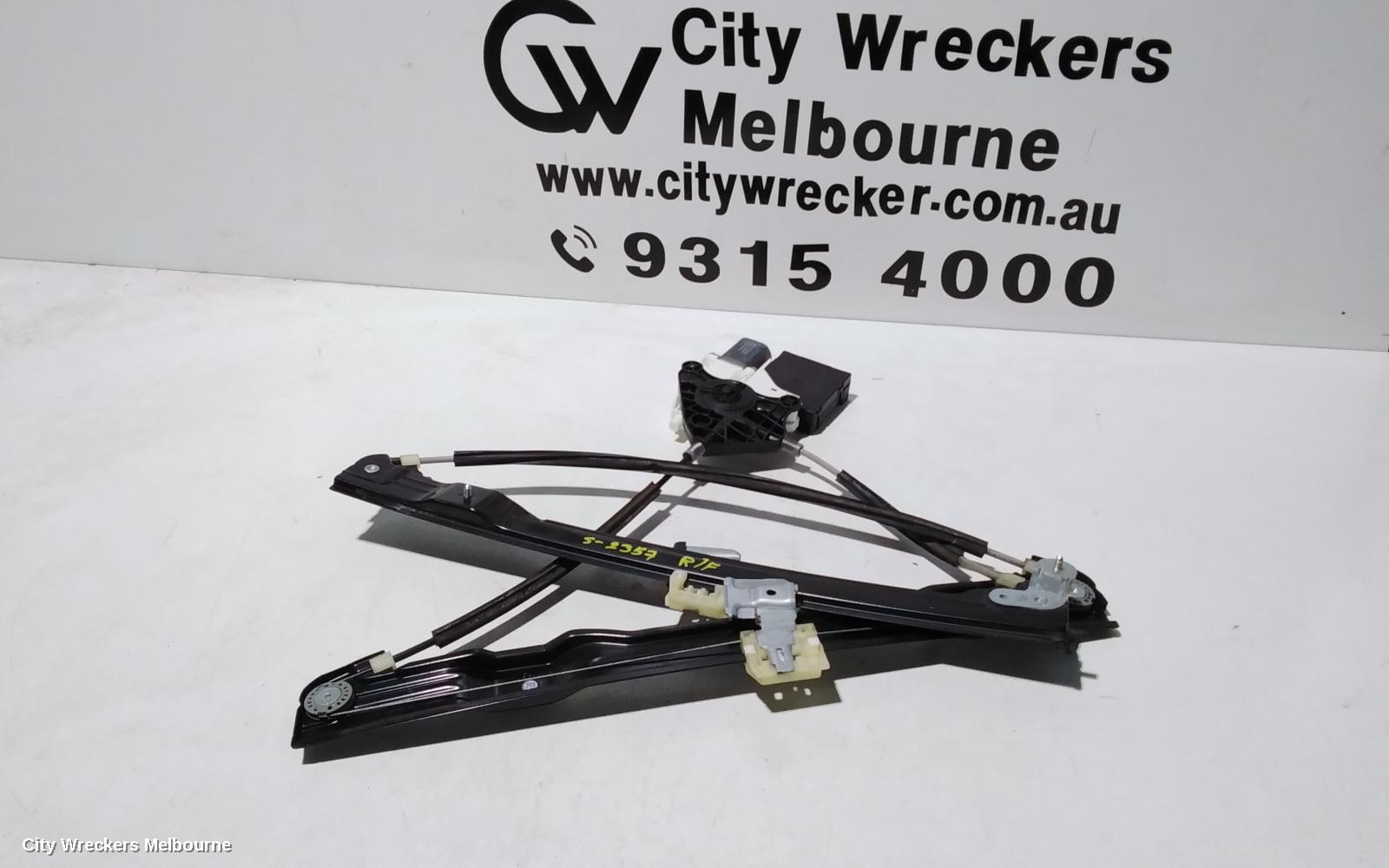 VOLKSWAGEN CADDY RIGHT FRONT WINDOW REG/MOTOR, 2KN, POWER, 12/2015 - 02/2021