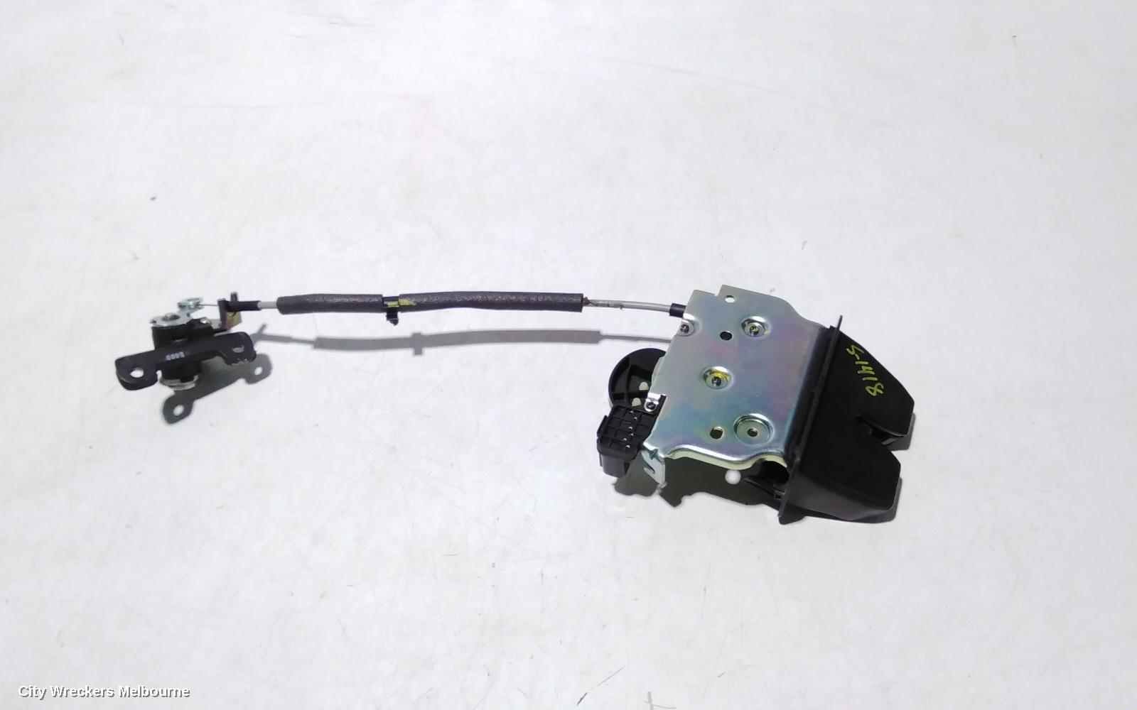 HYUNDAI GENESIS DOOR/BOOT/GATE LOCK, BOOTLID LOCK, NON POWER OPERATED BOOTLID TYPE, DH, 11/2014 - 01/2018