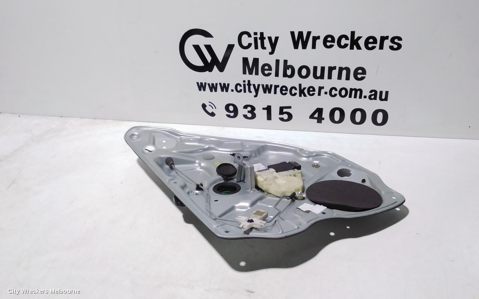 VOLKSWAGEN GOLF RIGHT REAR WND REG/MOTOR, 5DR HATCH 09/1998 - 04/2004