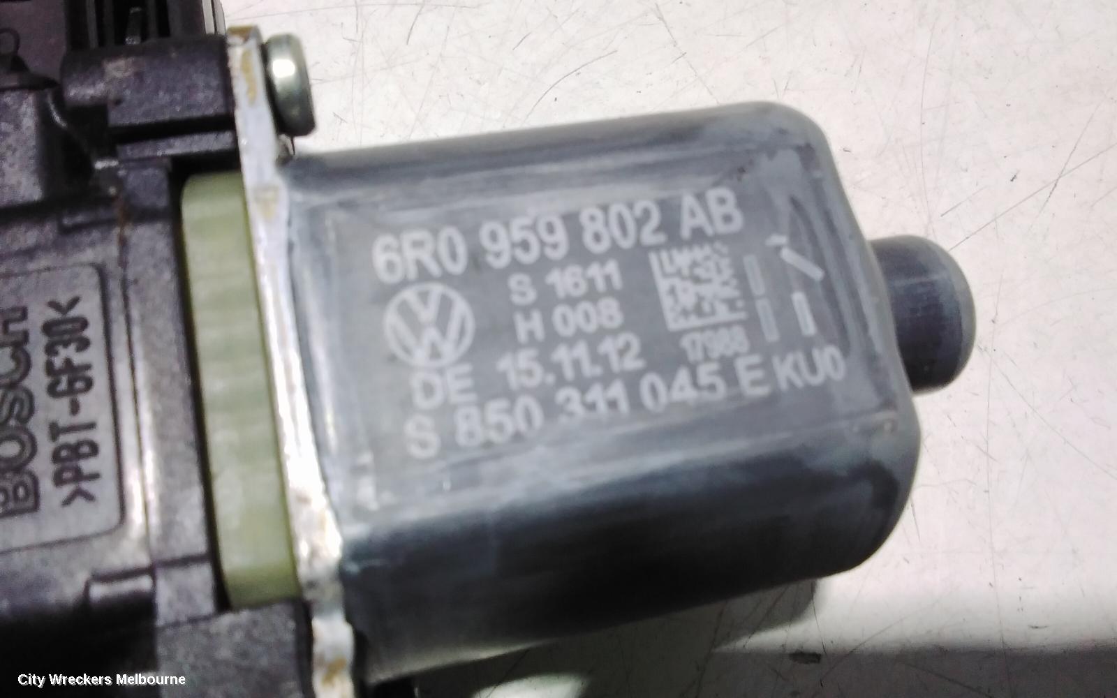 VOLKSWAGEN POLO RIGHT FRONT WINDOW REG/MOTOR, 6R, POWER, 5DR HATCH, 05/2010 - 05/2014