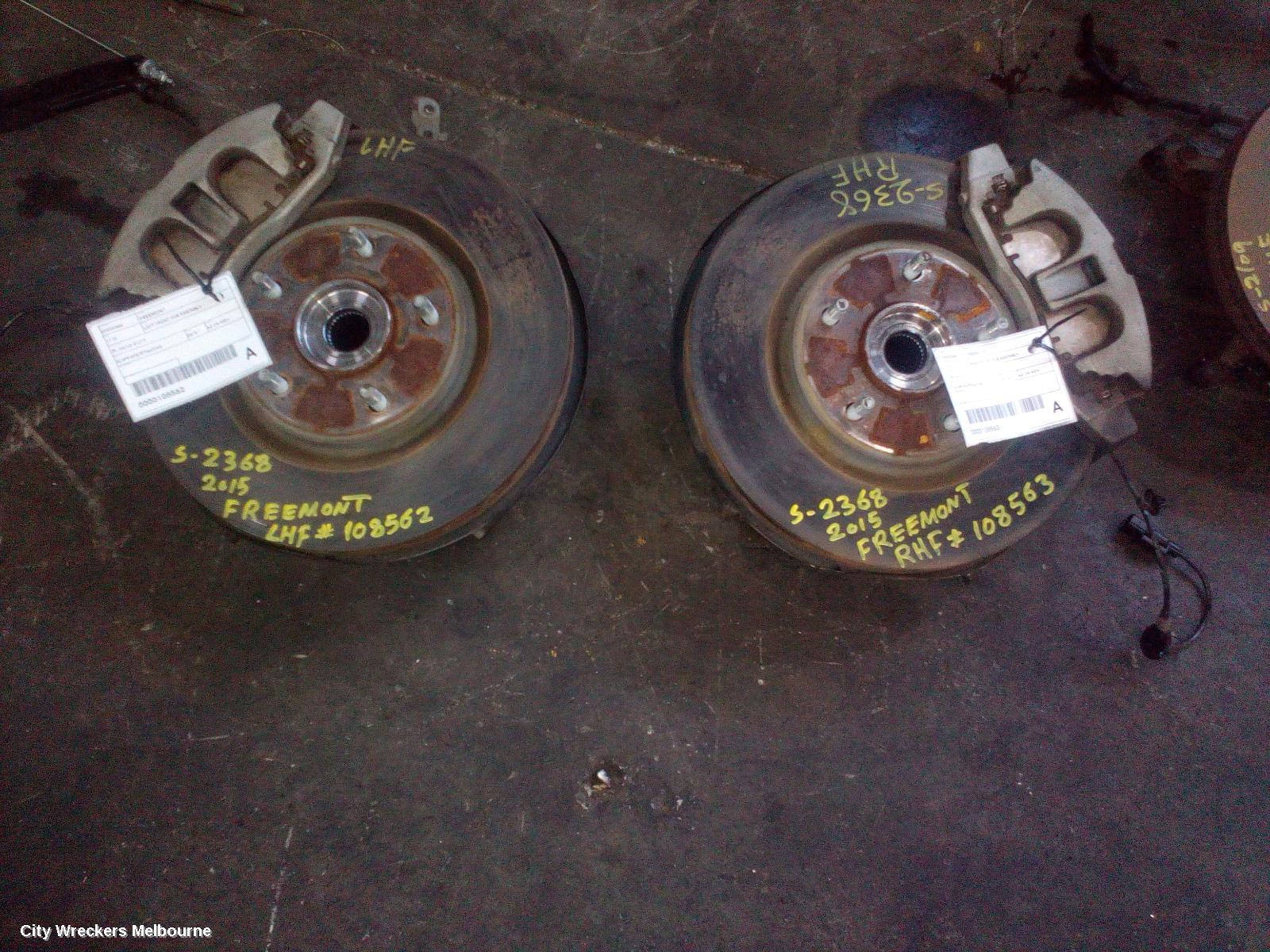 FIAT FREEMONT RIGHT FRONT HUB ASSEMBLY, JF, 04/2013 - 01/2017