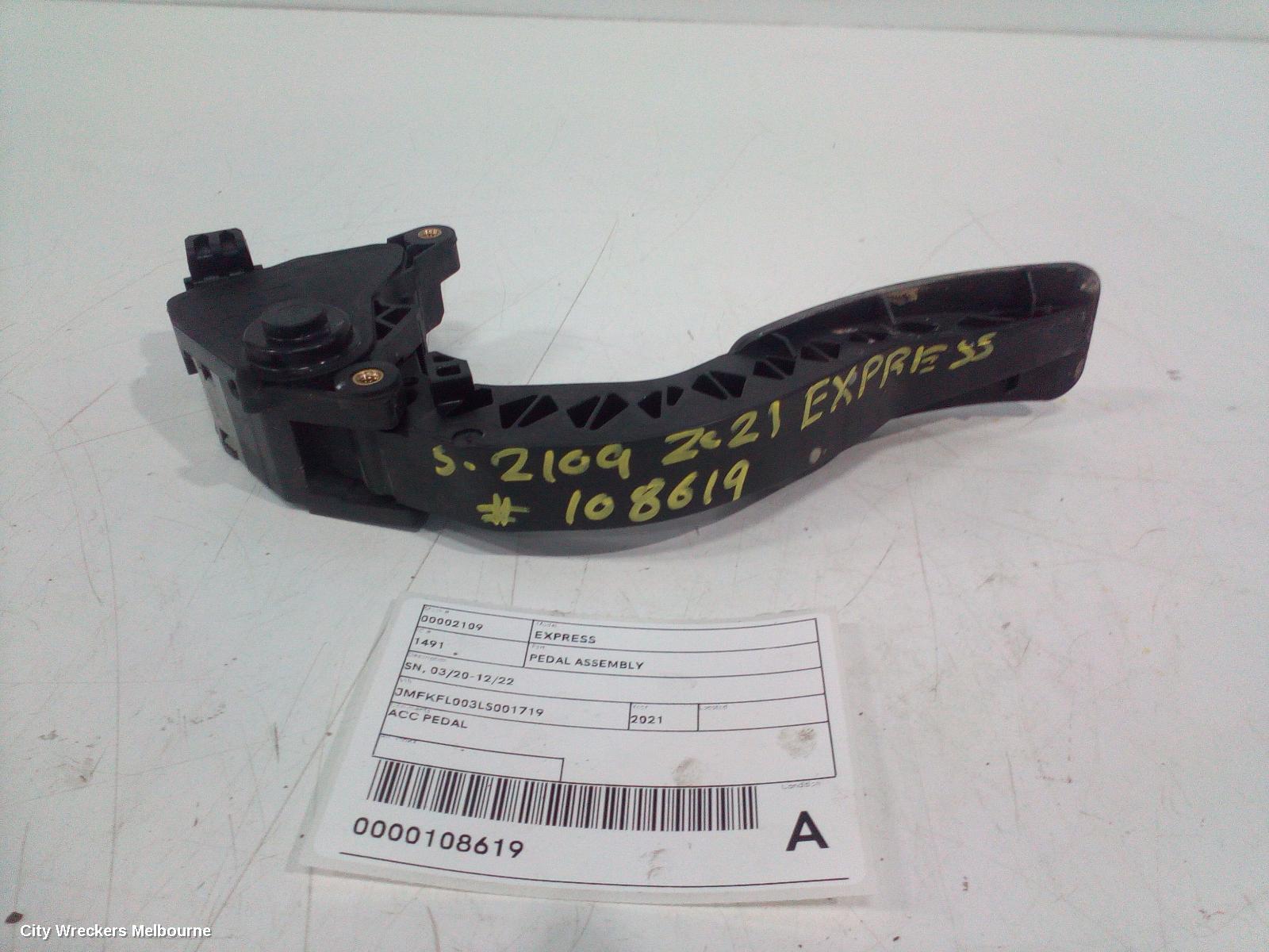 MITSUBISHI EXPRESS PEDAL ASSEMBLY, SN, ACCELERATOR PEDAL, 03/2020 - 12/2022