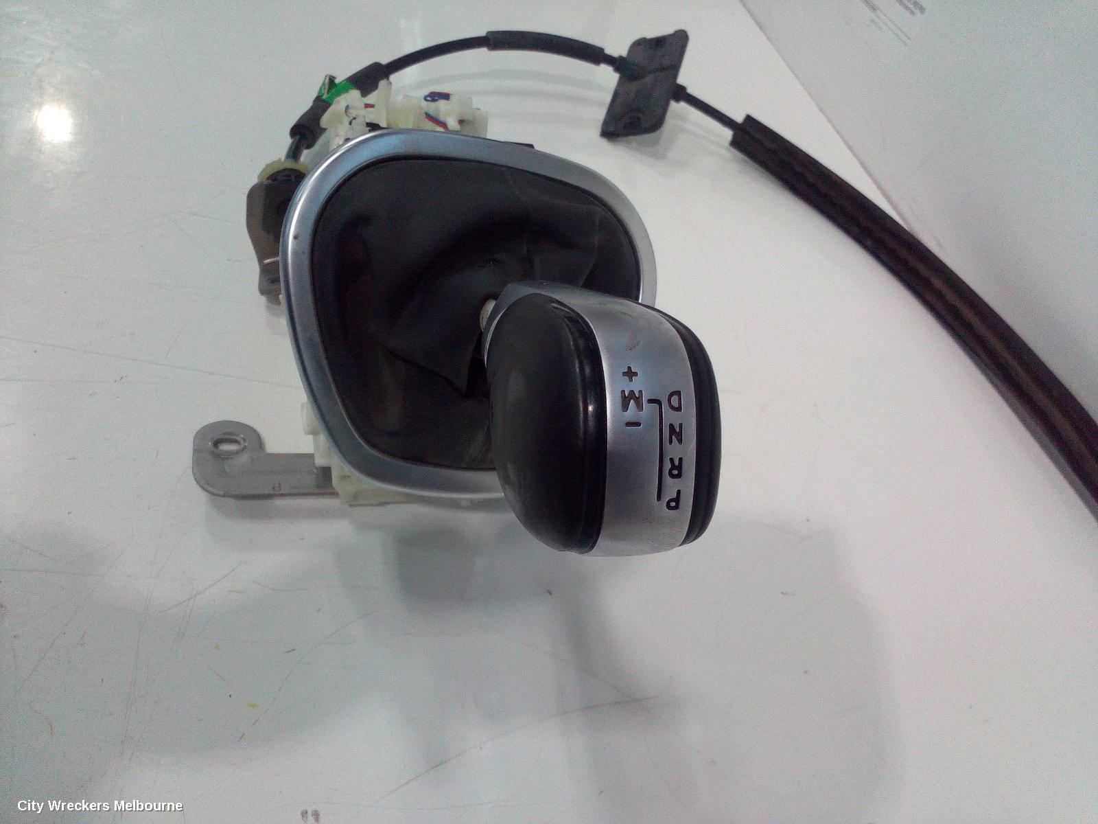 MITSUBISHI EXPRESS GEAR STICK/SHIFTER, SN, AUTO T/M, 03/2020 - 12/2022