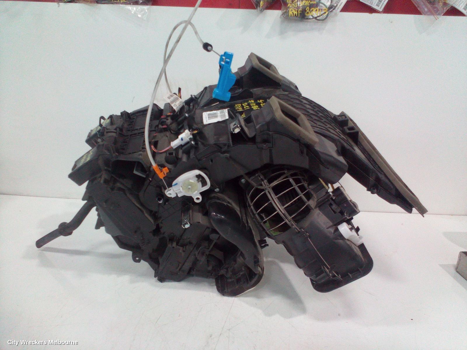 MITSUBISHI EXPRESS HEATER CORE/BOX, SN, 03/2020 - 12/2022