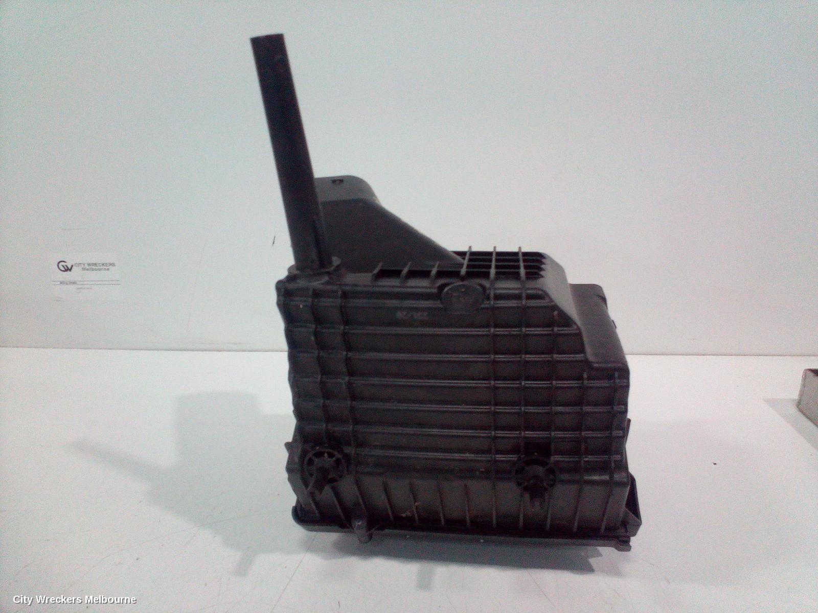 MITSUBISHI EXPRESS AIR CLEANER/BOX, AIR CLEANER, SN, 1.6/2.0, DIESEL, 03/2020 - 12/2022