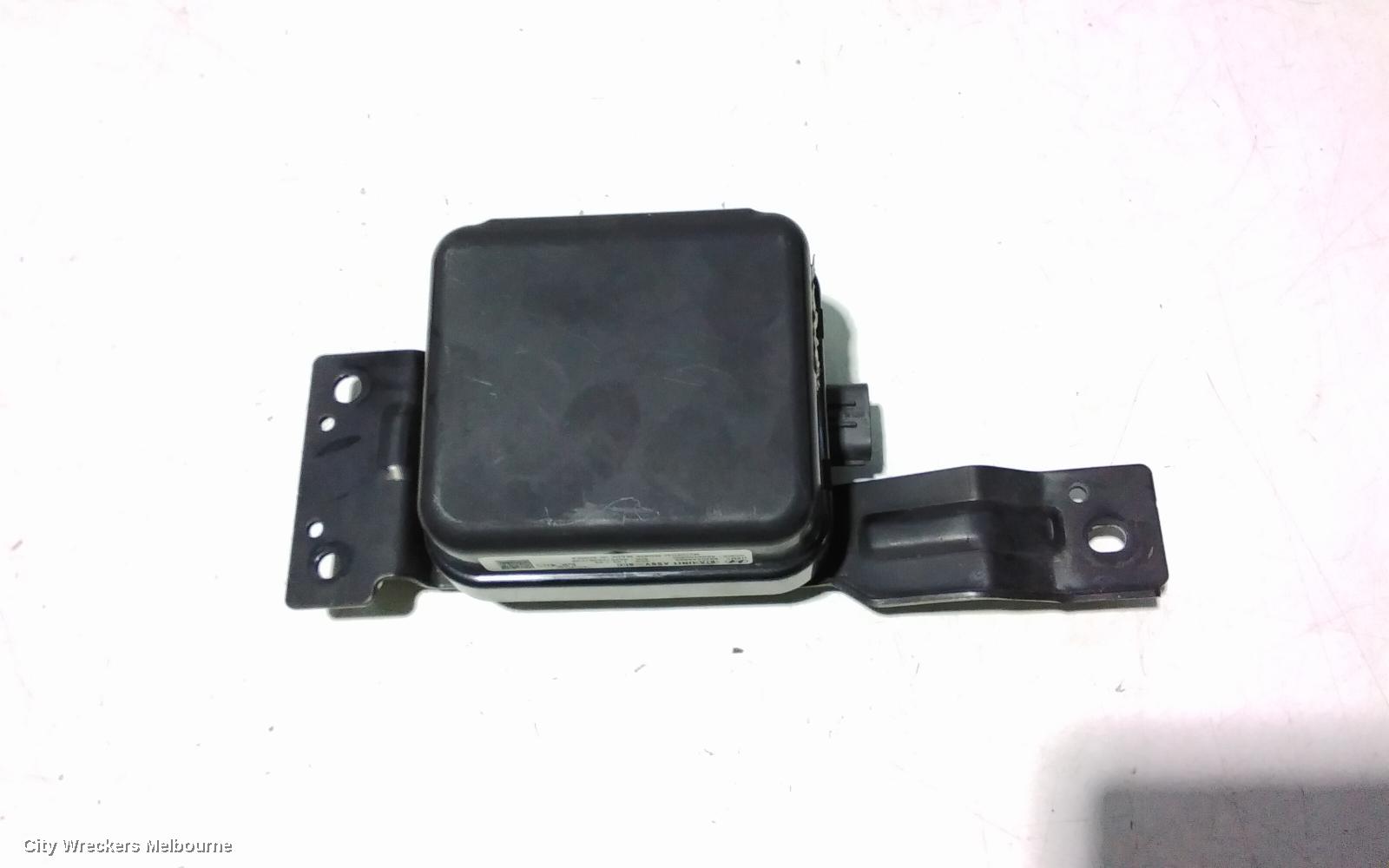 KIA SORENTO, UM, 03/2015 - 02/2020, 2013DJ8291: 108642