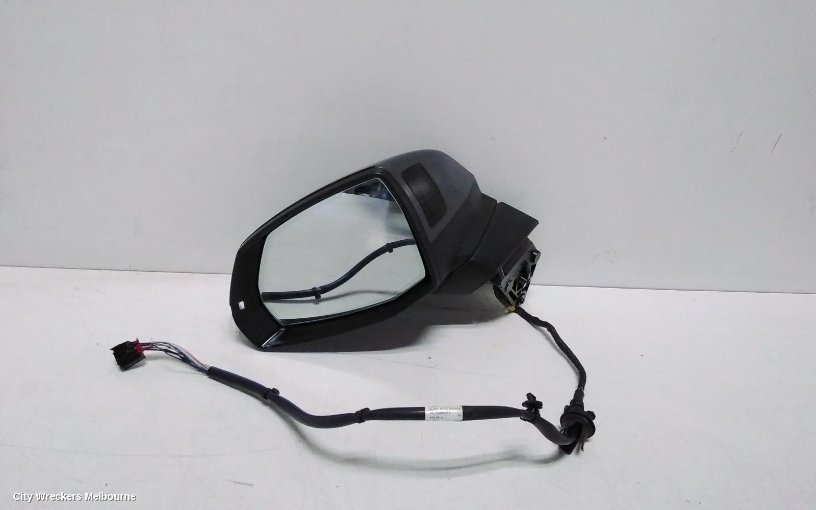 AUDI Q7 LEFT DOOR MIRROR, 4M, POWER FOLD, W/ LANE ASSIST, NON CAMERA TYPE, 09/2015 - 03/2020