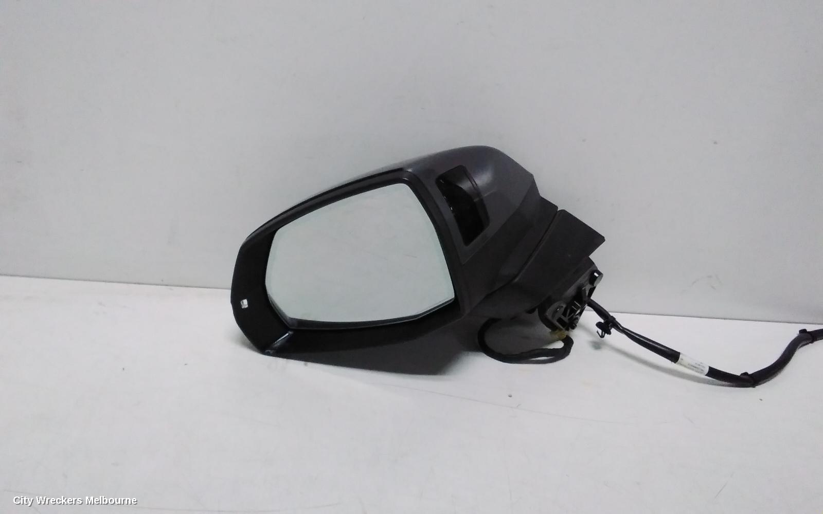 AUDI Q7 LEFT DOOR MIRROR, 4M, POWER FOLD, W/ LANE ASSIST, NON CAMERA TYPE, 09/2015 - 03/2020