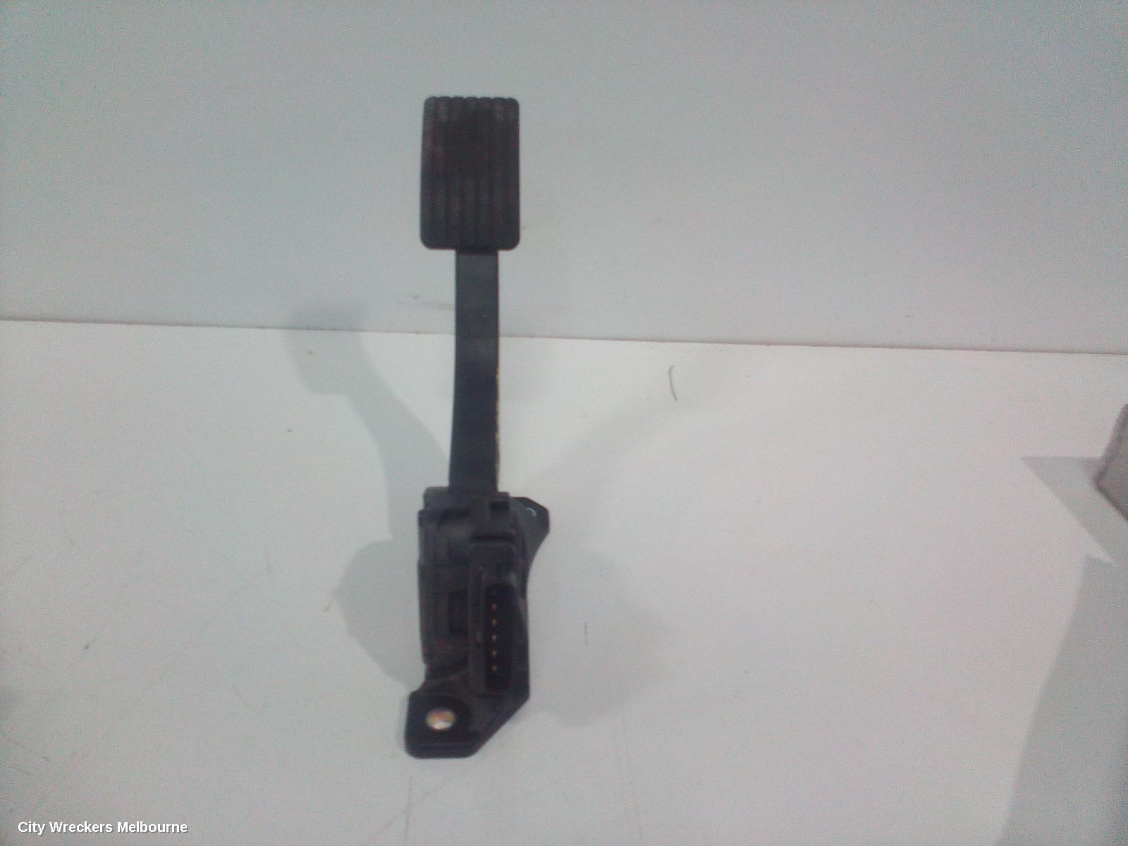 MITSUBISHI PAJERO PEDAL ASSEMBLY, QE, PAJERO SPORT, ACCELERATOR PEDAL, 10/2015 ONWARDS