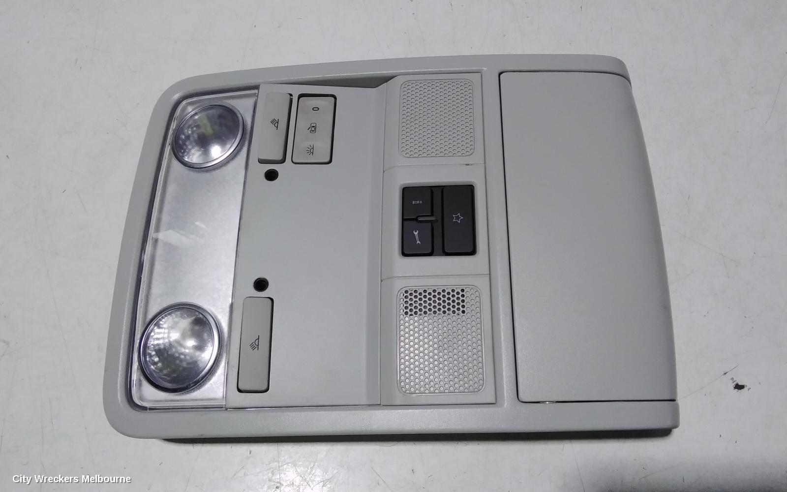 VOLKSWAGEN JETTA COURTESY LIGHT, FRONT (CENTRE), NON SUNROOF CONTROLS TYPE, 1B, 02/2011 - 10/2014
