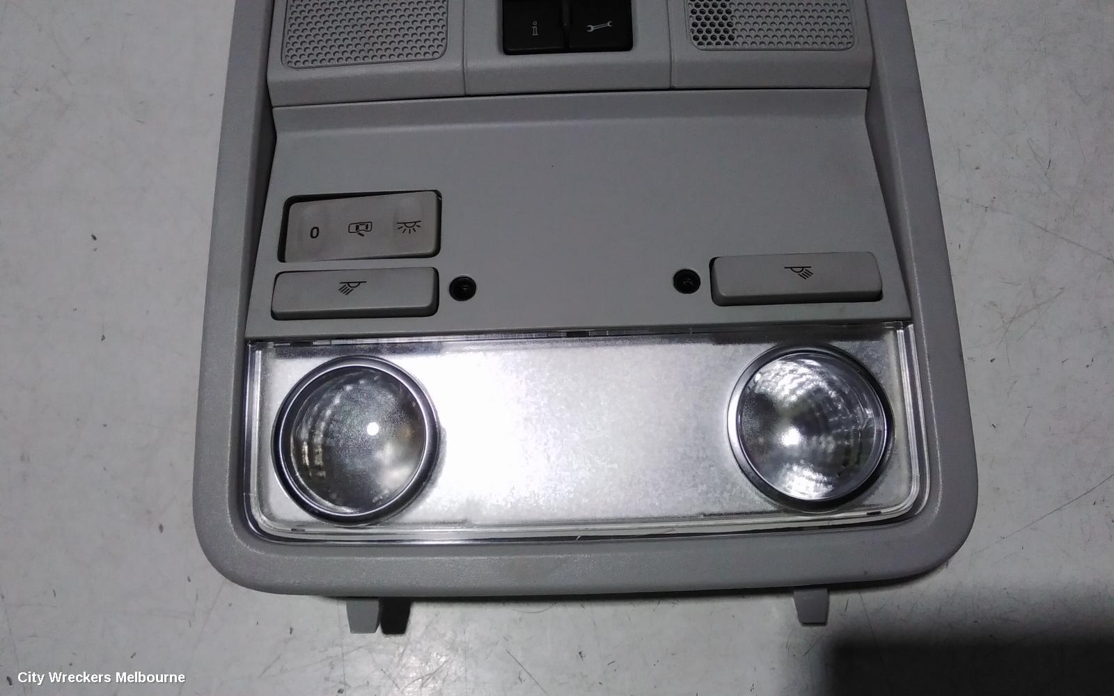VOLKSWAGEN JETTA COURTESY LIGHT, FRONT (CENTRE), NON SUNROOF CONTROLS TYPE, 1B, 02/2011 - 10/2014